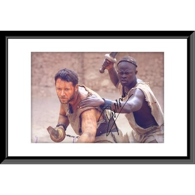 Gladiator Russell Crowe Signed Movie Photo - Image 0