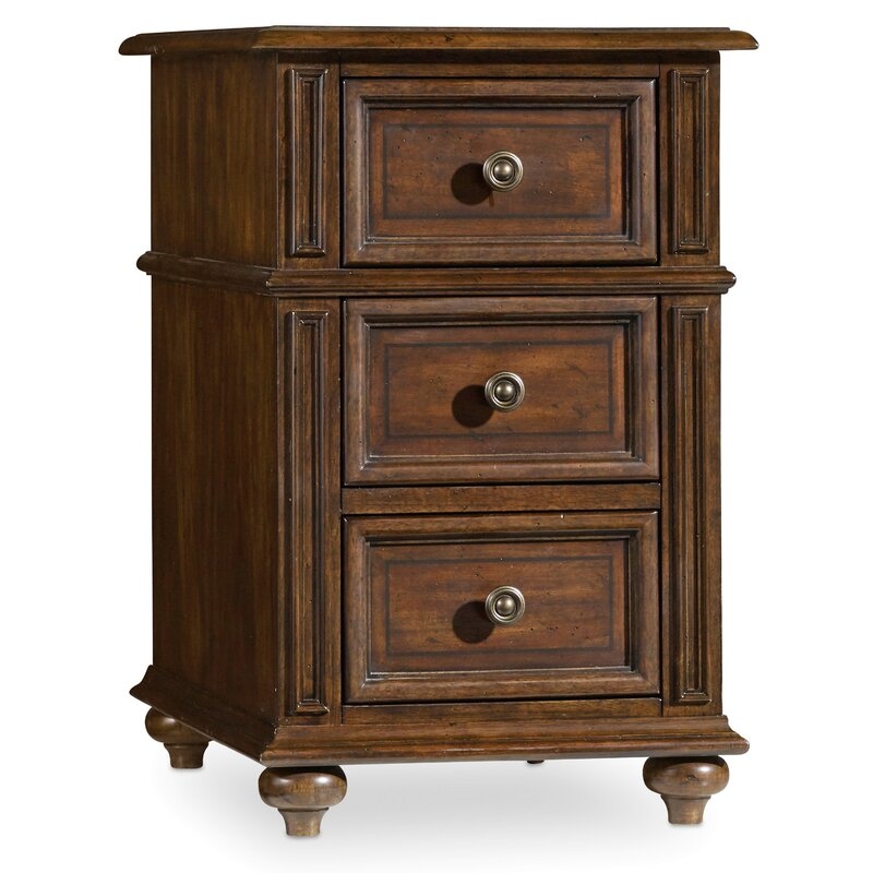 Hooker Furniture Leesburg 3 Drawer Accent Chest - Image 0