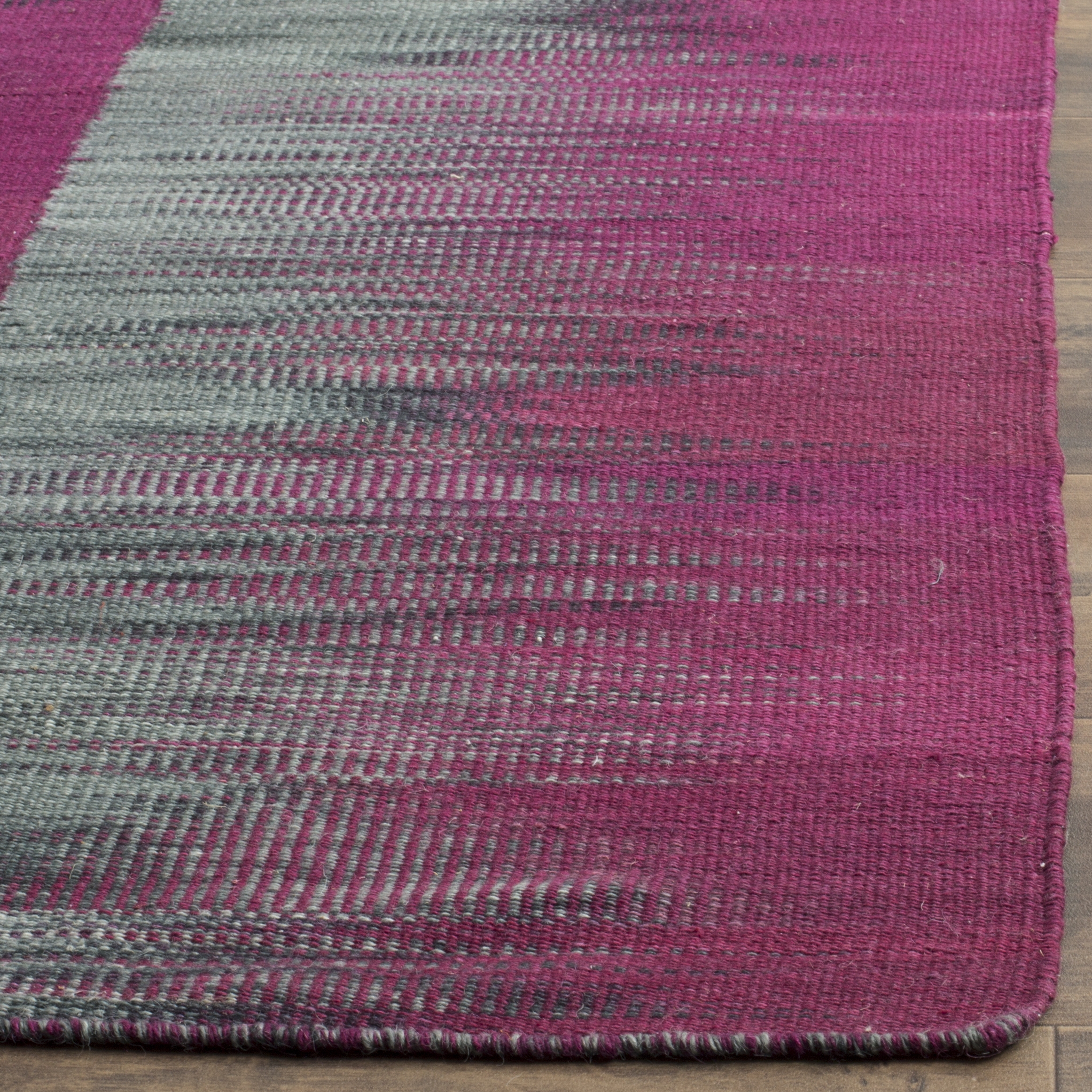 Arlo Home Hand Woven Area Rug, KLM819B, Purple/Charcoal,  4' X 6' - Image 2