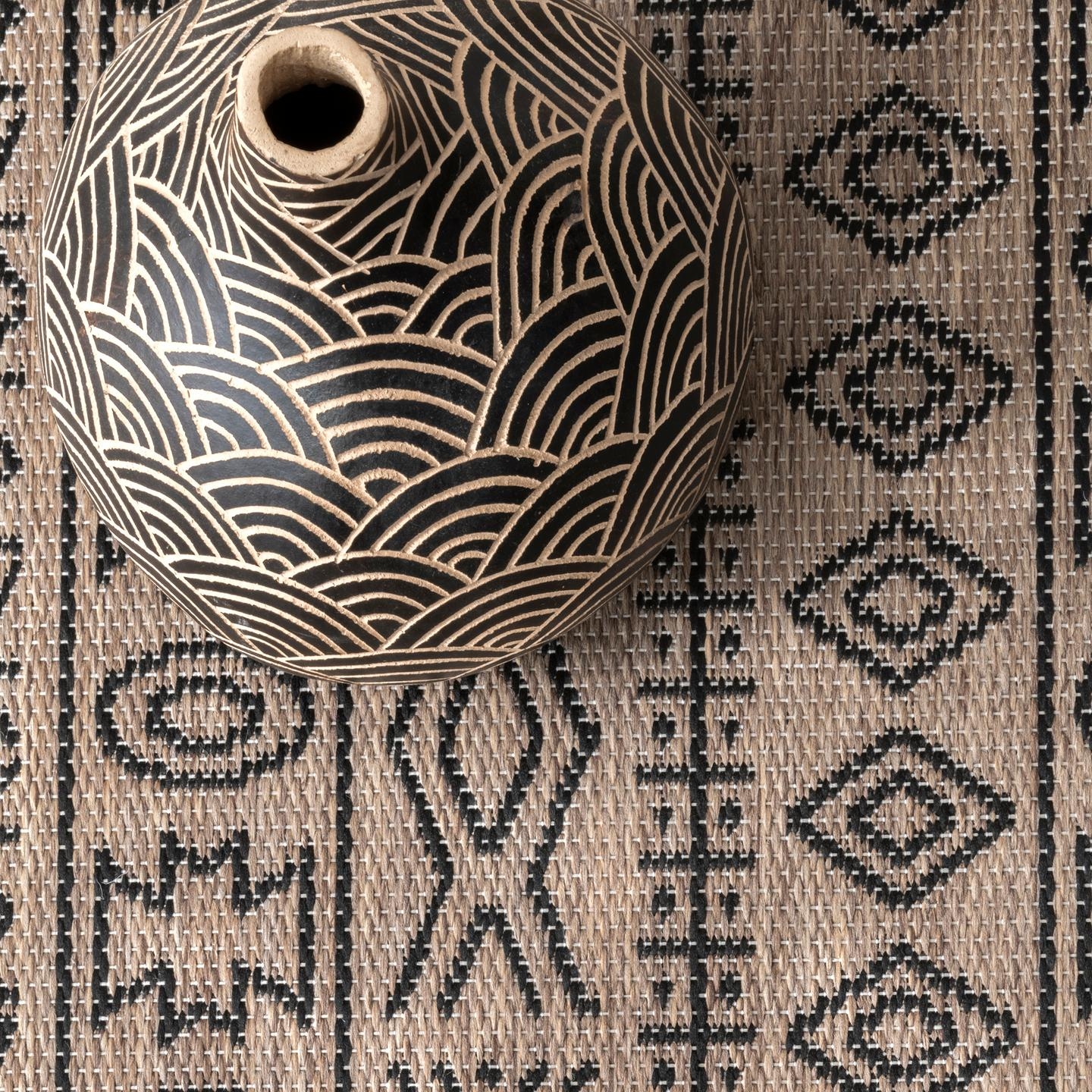 Outdoor Jamie Rug Area Rug - Image 4