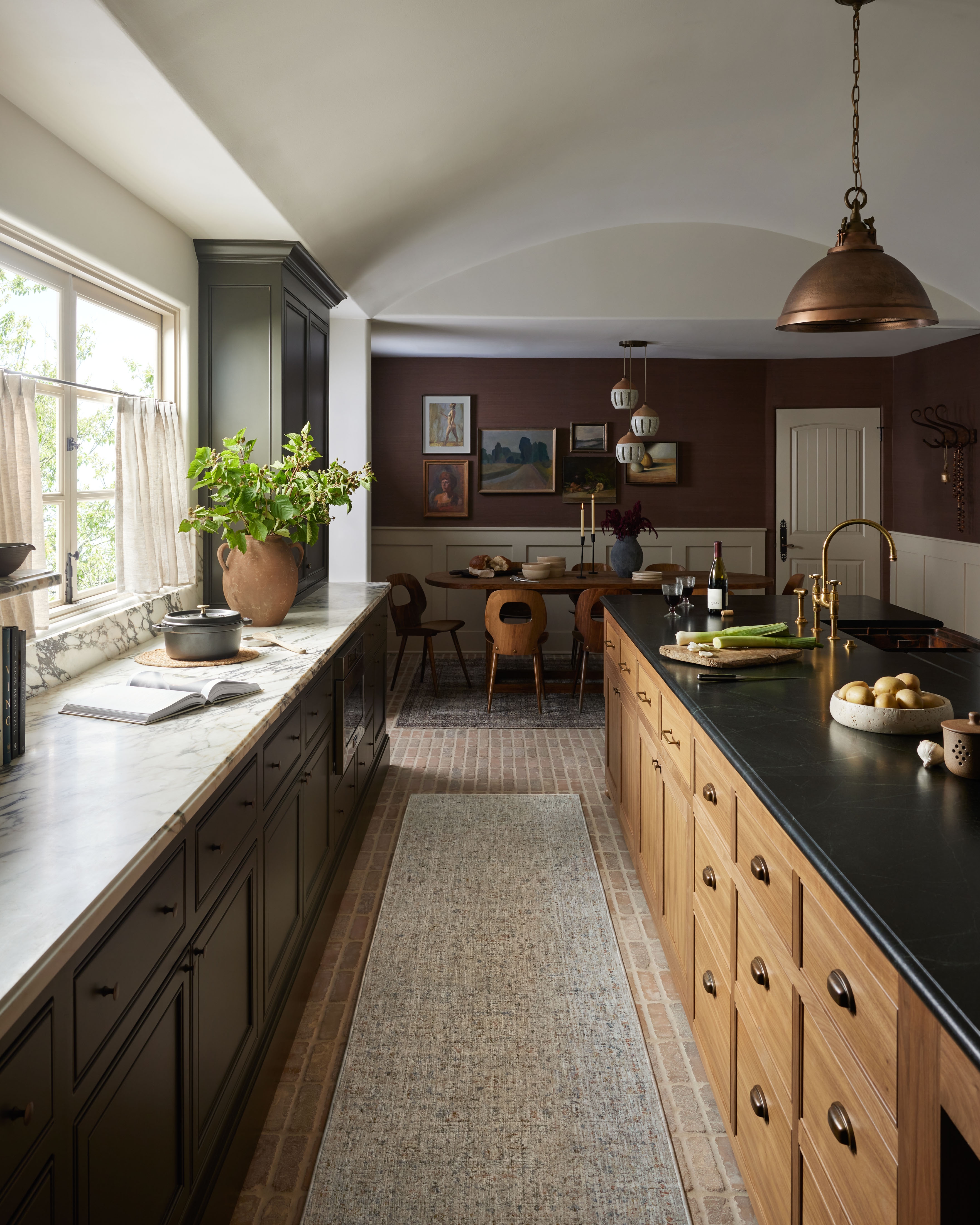 Amber Lewis x Loloi Honora Bone / Multi 18" x 18" Sample - Image 3