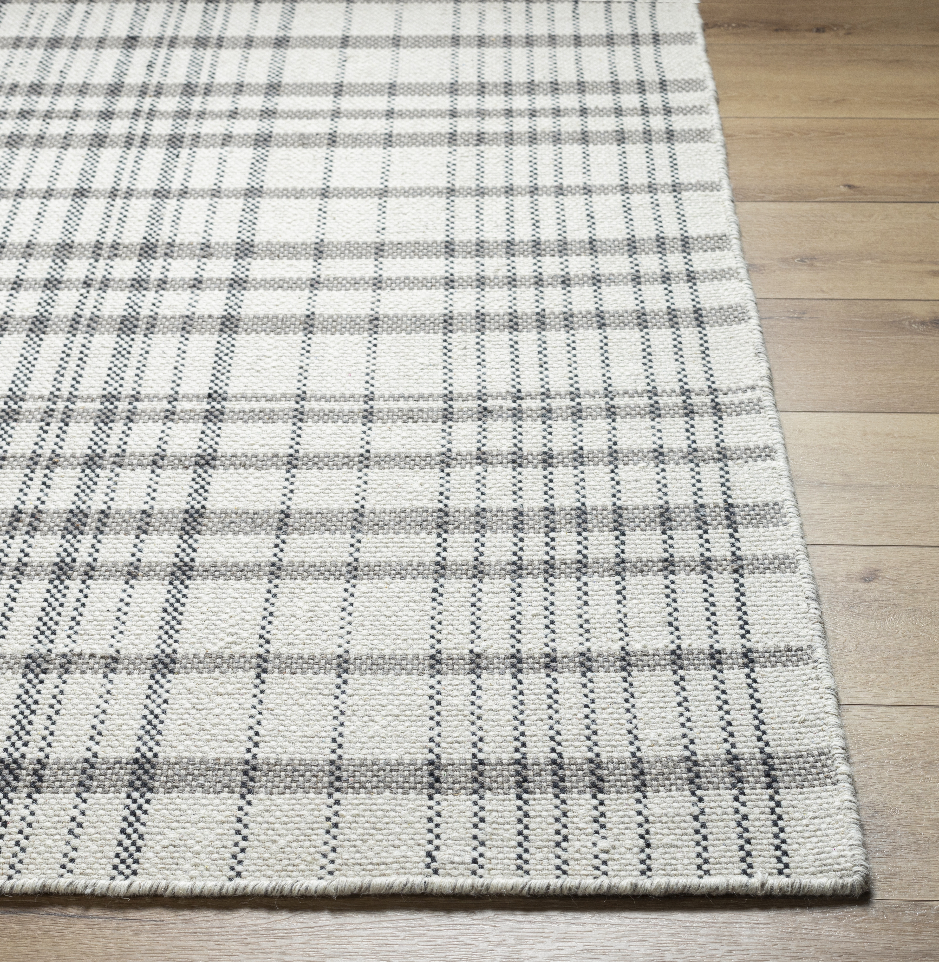Mardin Gray Indoor 6' x 9' Handmade Rug - Image 2
