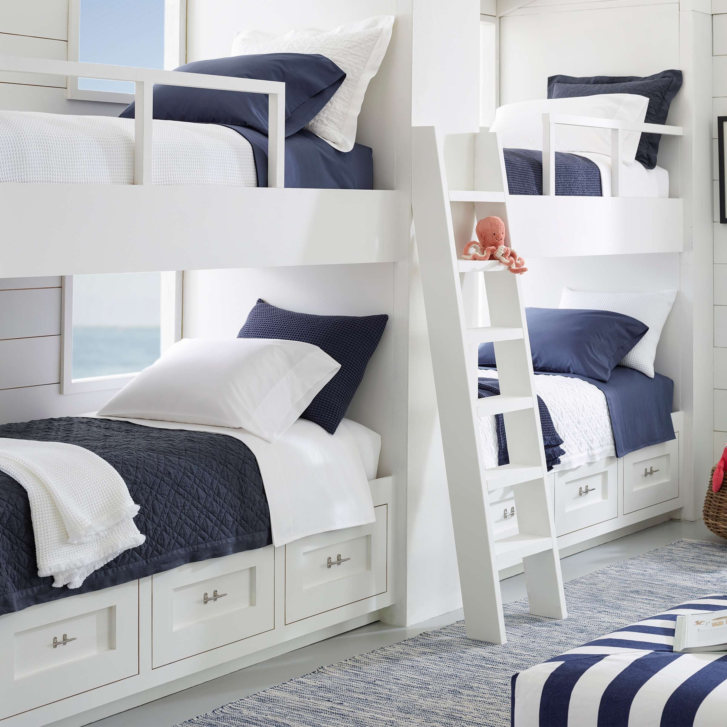 Washed Linen White Quilt - Image 3
