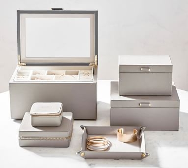 Quinn Jewelry Box, Medium 10" x 8.75", White, Foil Debossed - Image 4