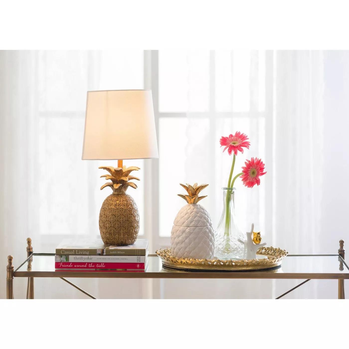Resin Pineapple Shaped Table Lamp with Distressed Finish & Linen Shade - Image 2