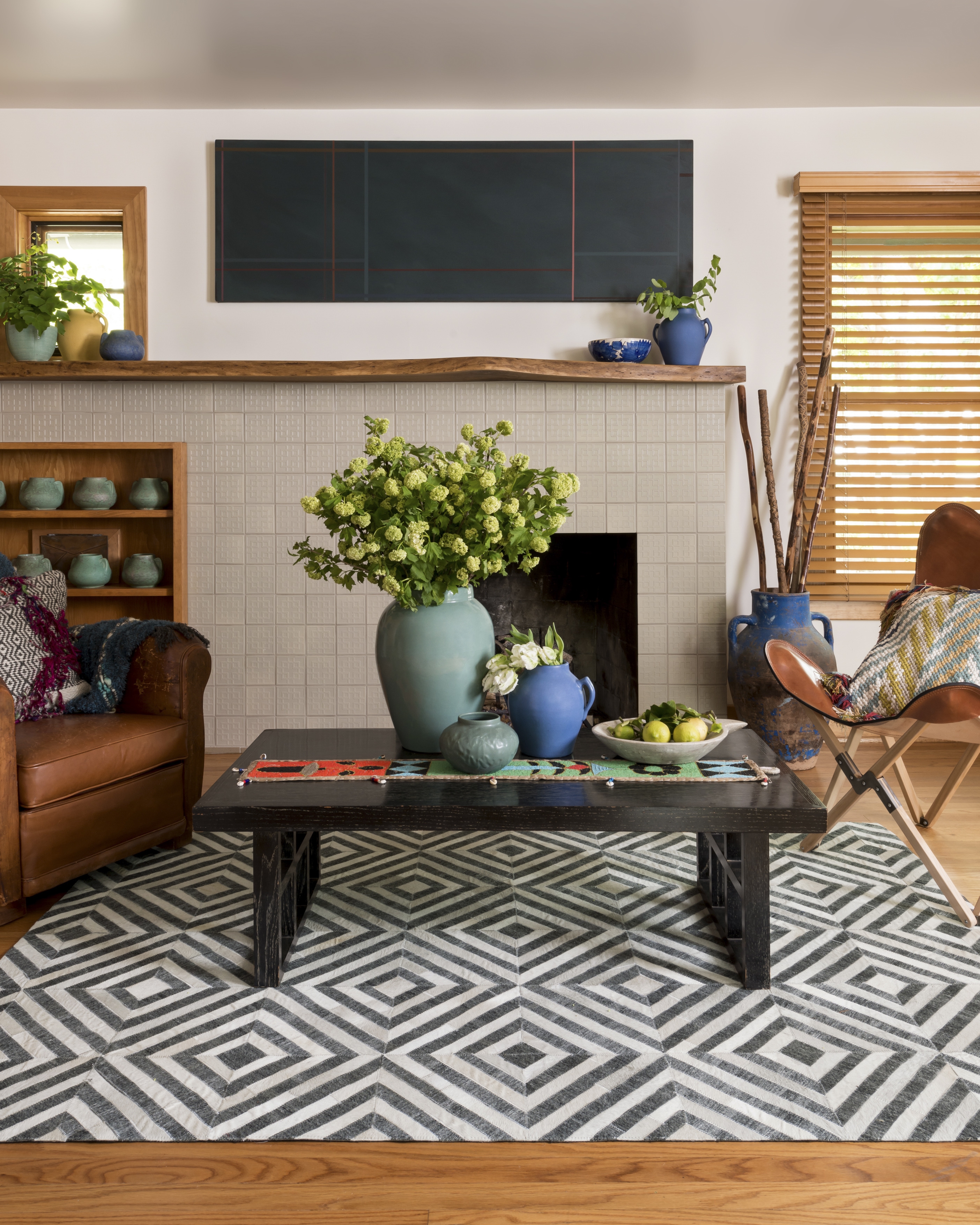 Loloi Dorado Charcoal / Ivory 2'-6" x 8'-0" - Image 1