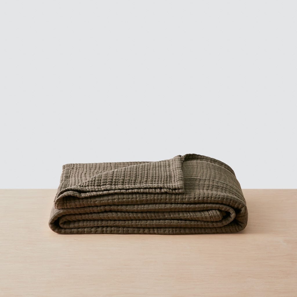 The Citizenry Organic Cotton Gauze Bed Blanket | Rose - Image 4