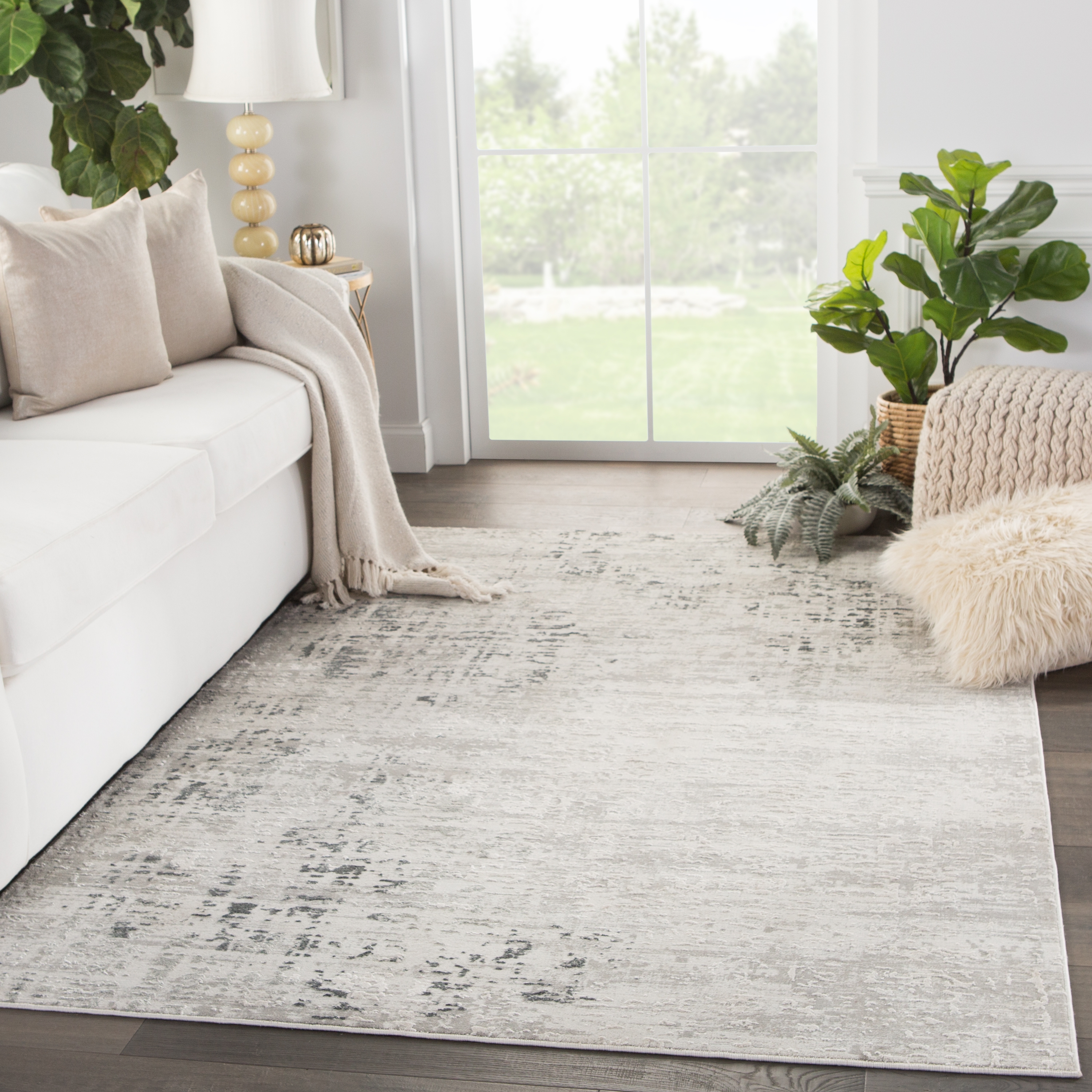 Cian Abstract Gray/ Ivory Area Rug (4'X6') - Image 4