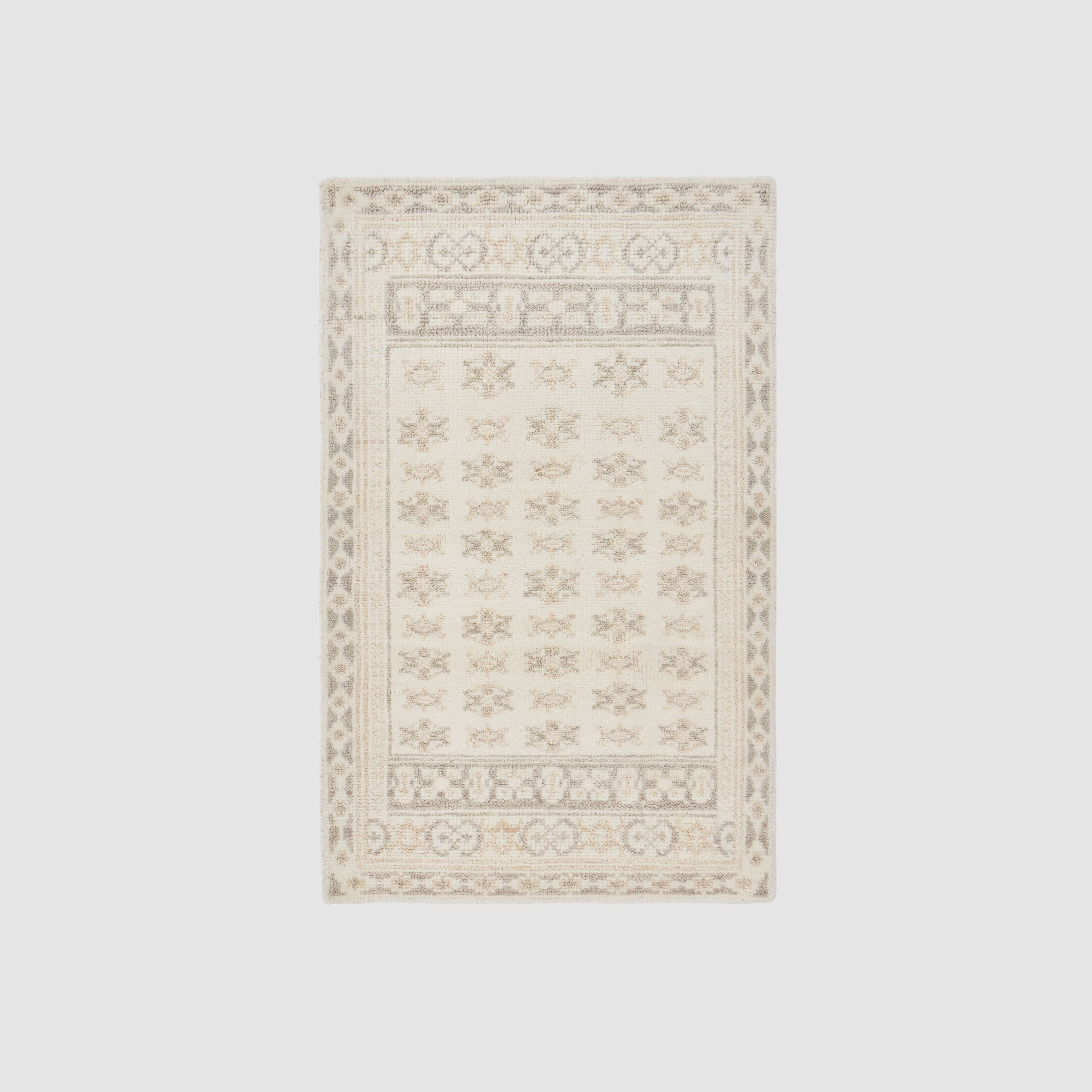 The Citizenry Lahar Hand-Knotted Accent Rug | 2' x 3' | Ecru - Image 3