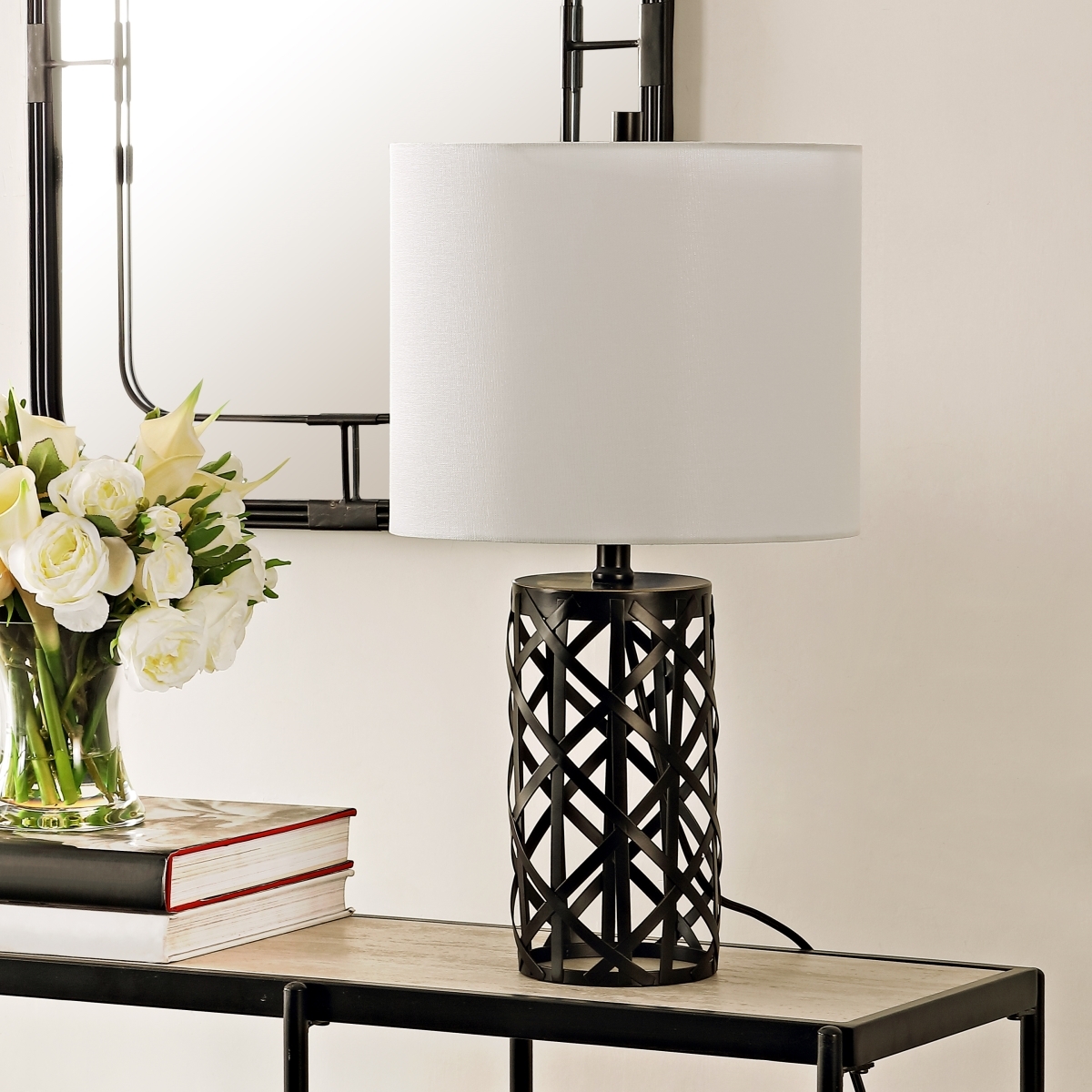 Berny 22" Table Lamp - Black - Image 1