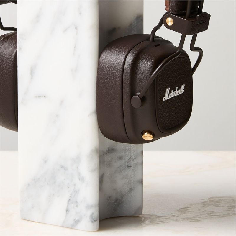 Headphone Gift Set - Image 1