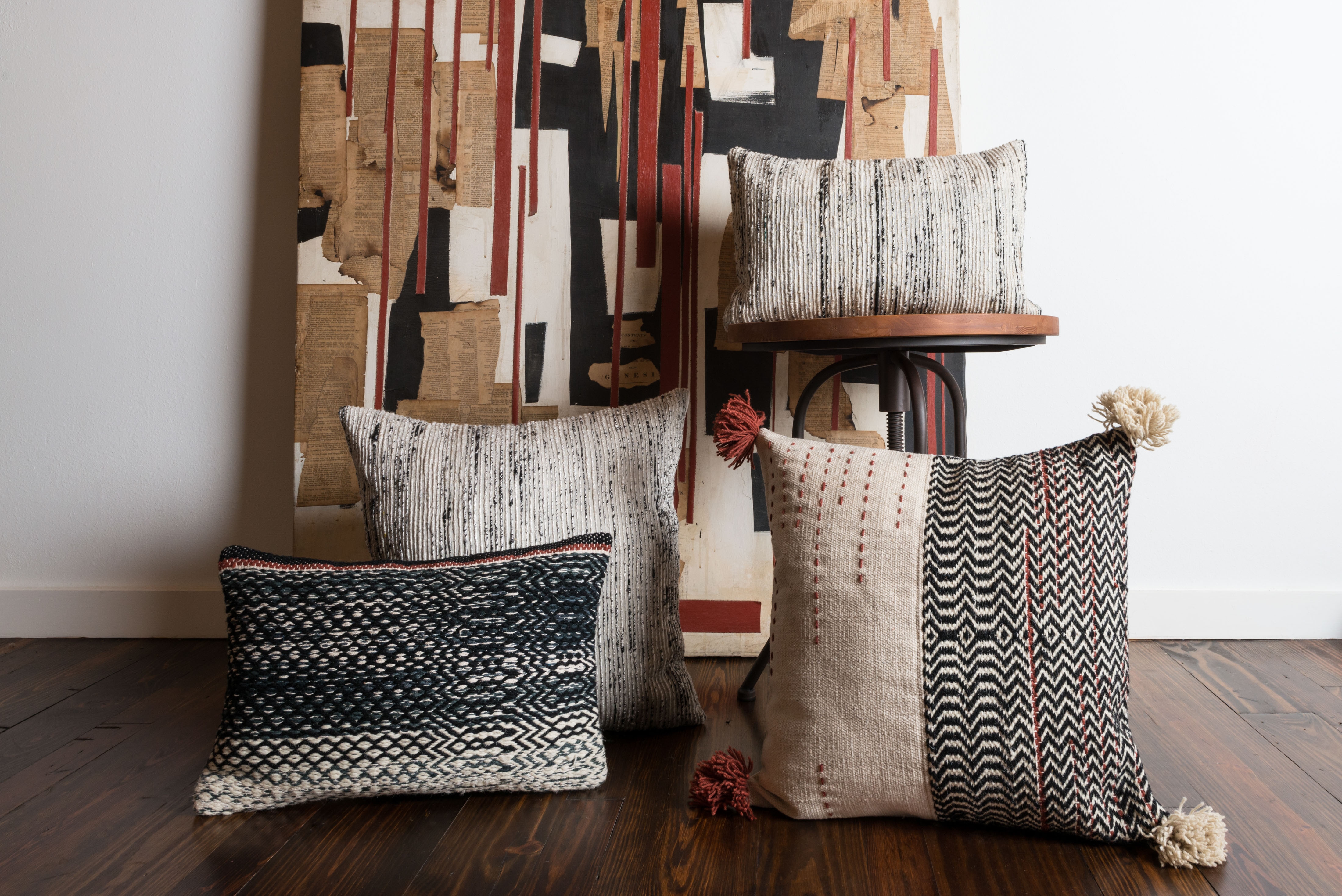 Loloi Pillows Black / Ivory 22" x 22" Cover Only - Image 2