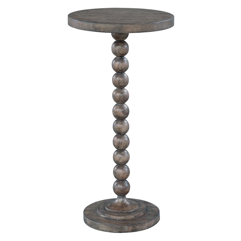 Hekman Lincoln Park Beaded Post End Table - Image 0