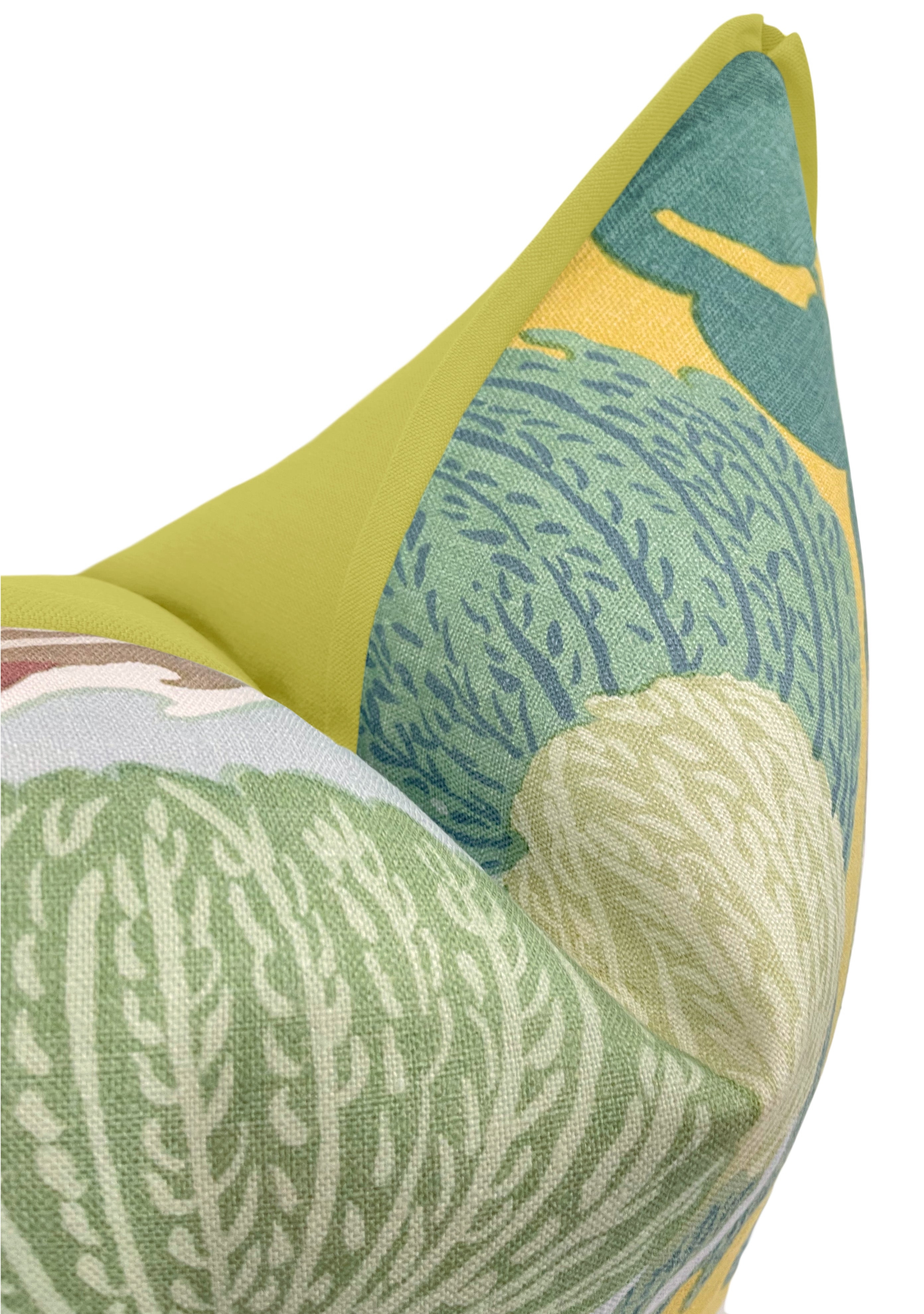 PEARL RIVER // YELLOW | SCHUMACHER - 20” X 26” STANDARD SHAM / BUTTERFLY FLANGE / Chartreuse - Image 0