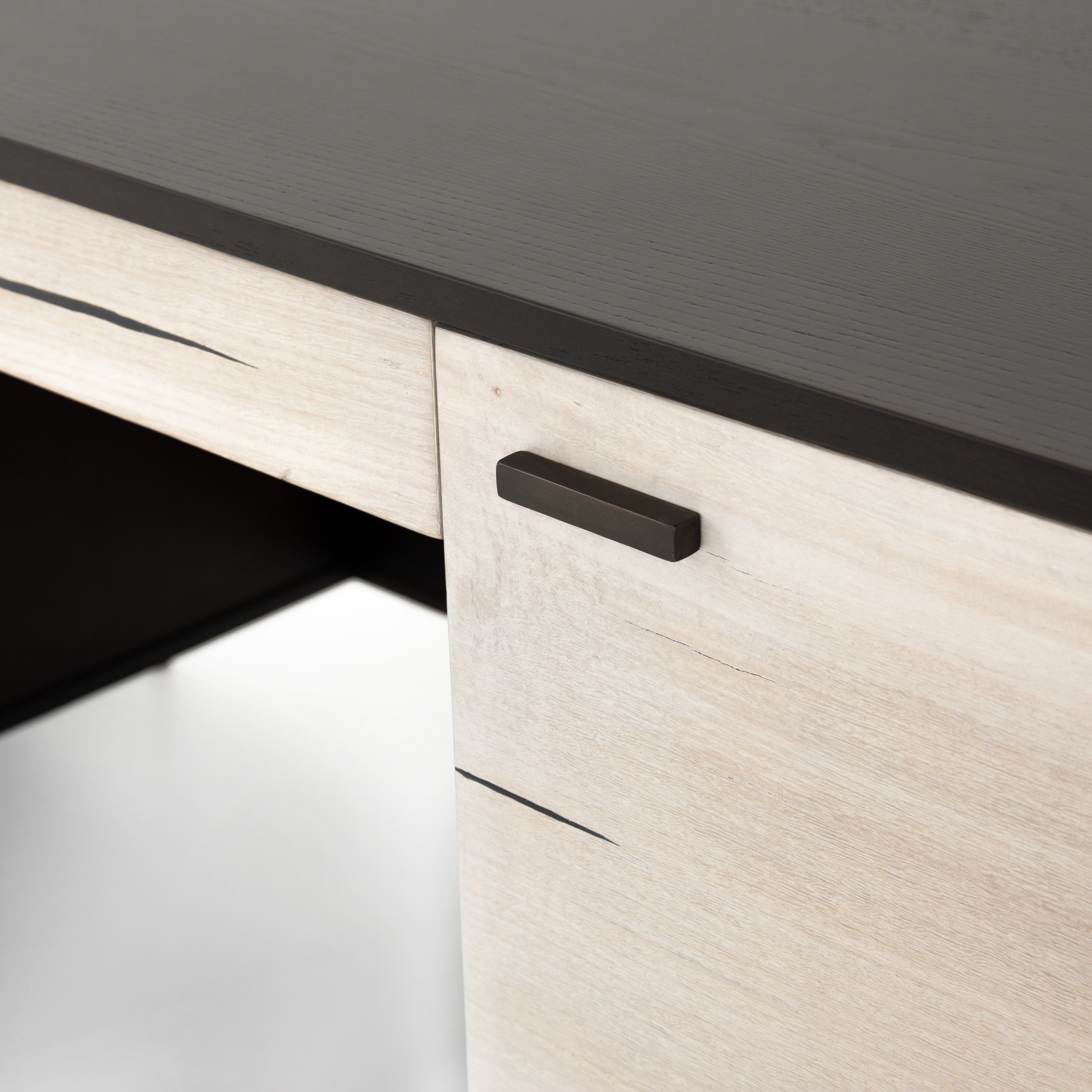 Cuzco Desk-Bleached Yukas - Image 2