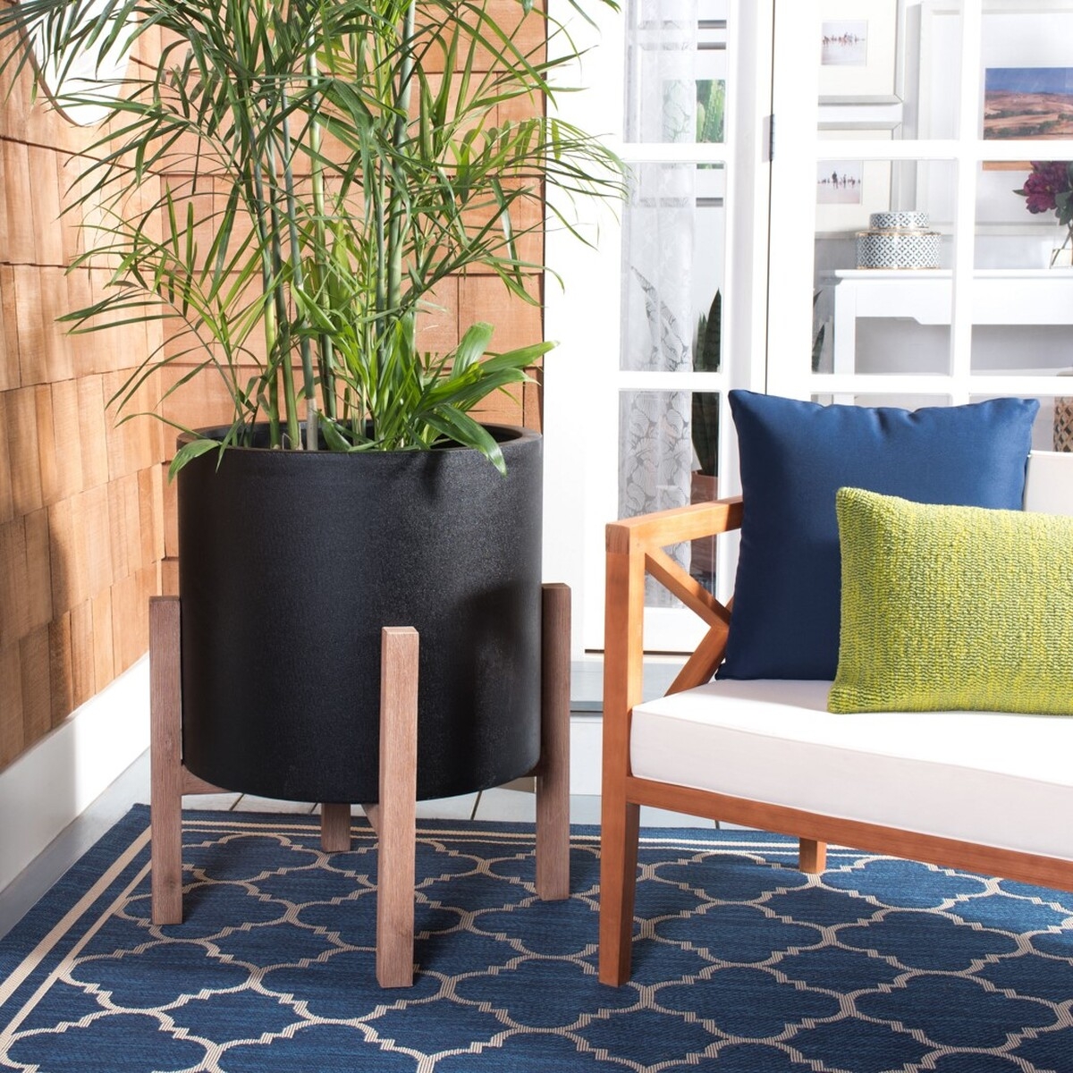 Loflen Planter - Black - Safavieh - Image 1