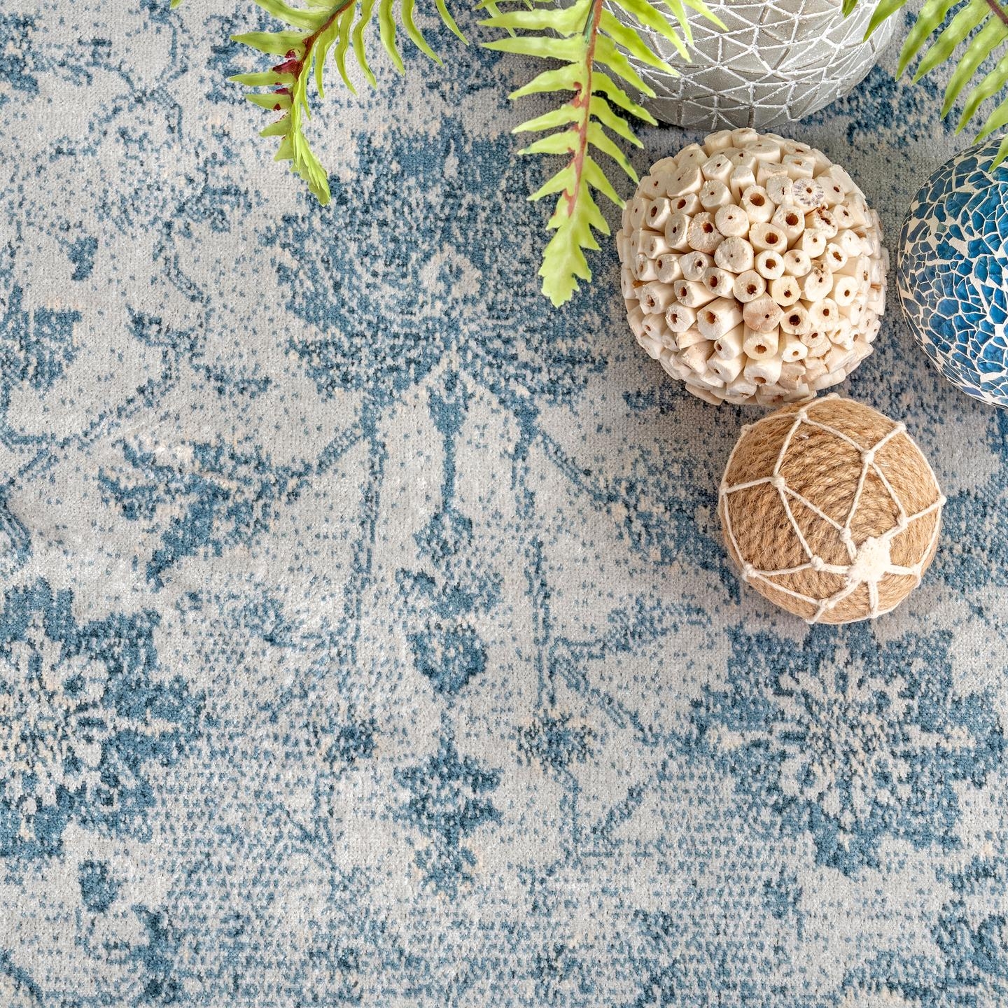 Vintage Floral Elyse Fringe Rug Area Rug - Image 5