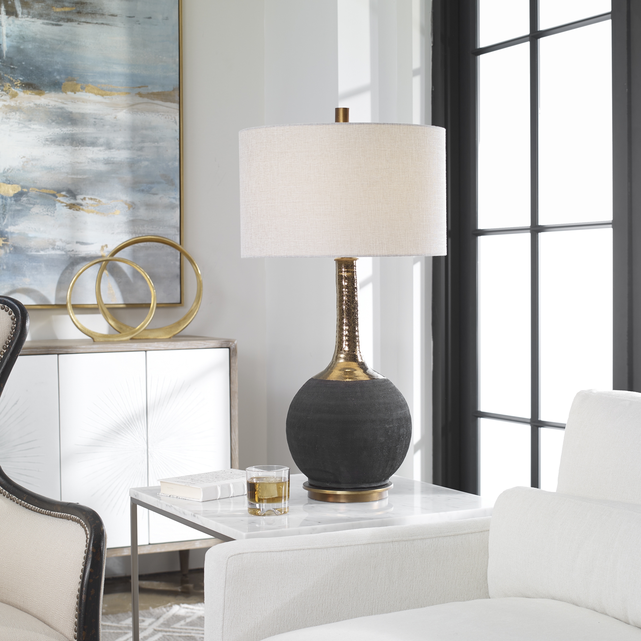 Arnav Textured Black Lamp - Image 1
