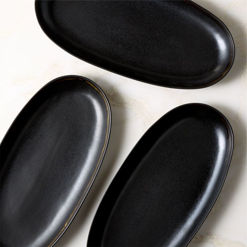 Hyacinth Oval Black Serving Platter with Reactive Glaze - Image 2