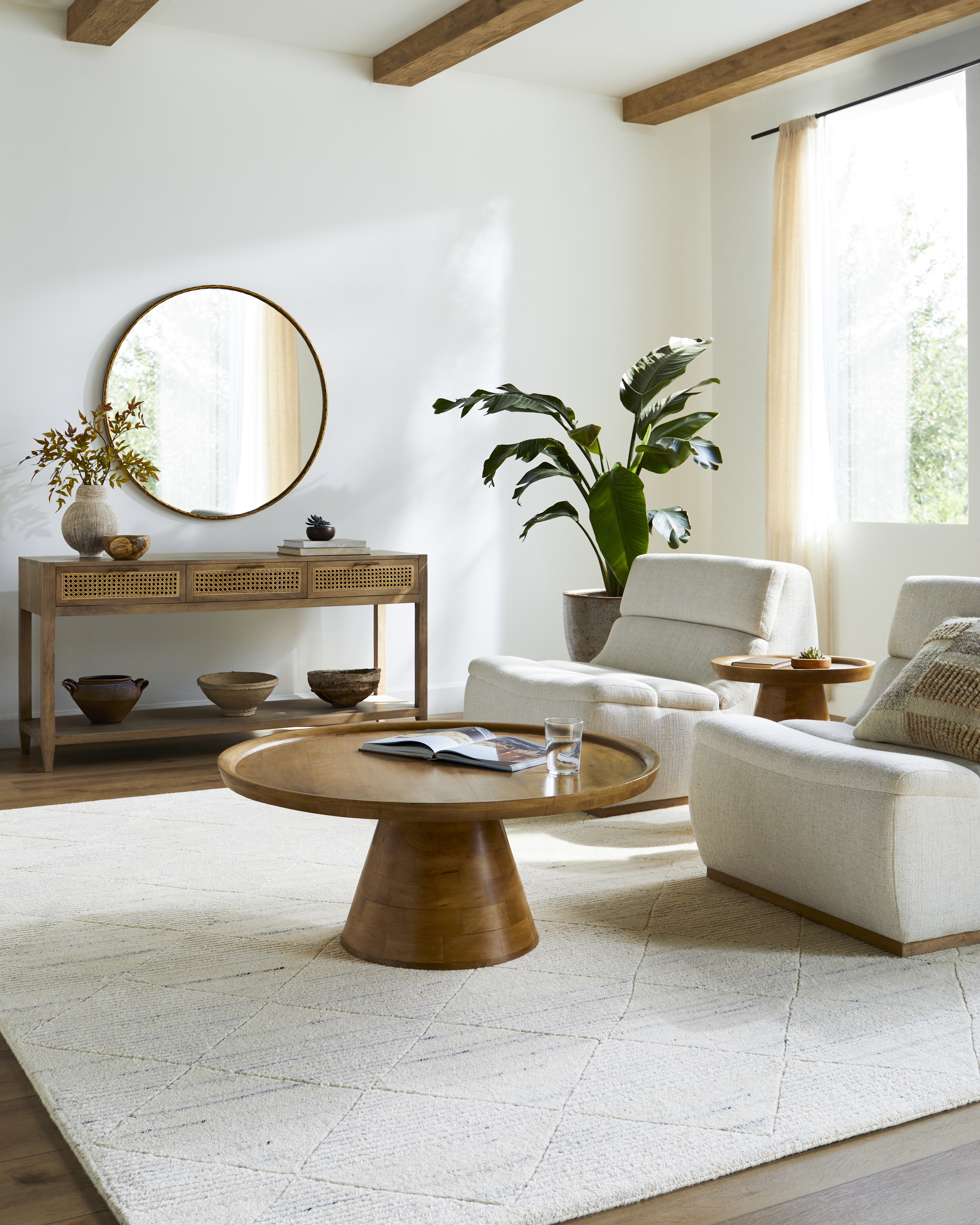 Gina Beige Indoor 2' x 3' Handmade Rug - Image 1