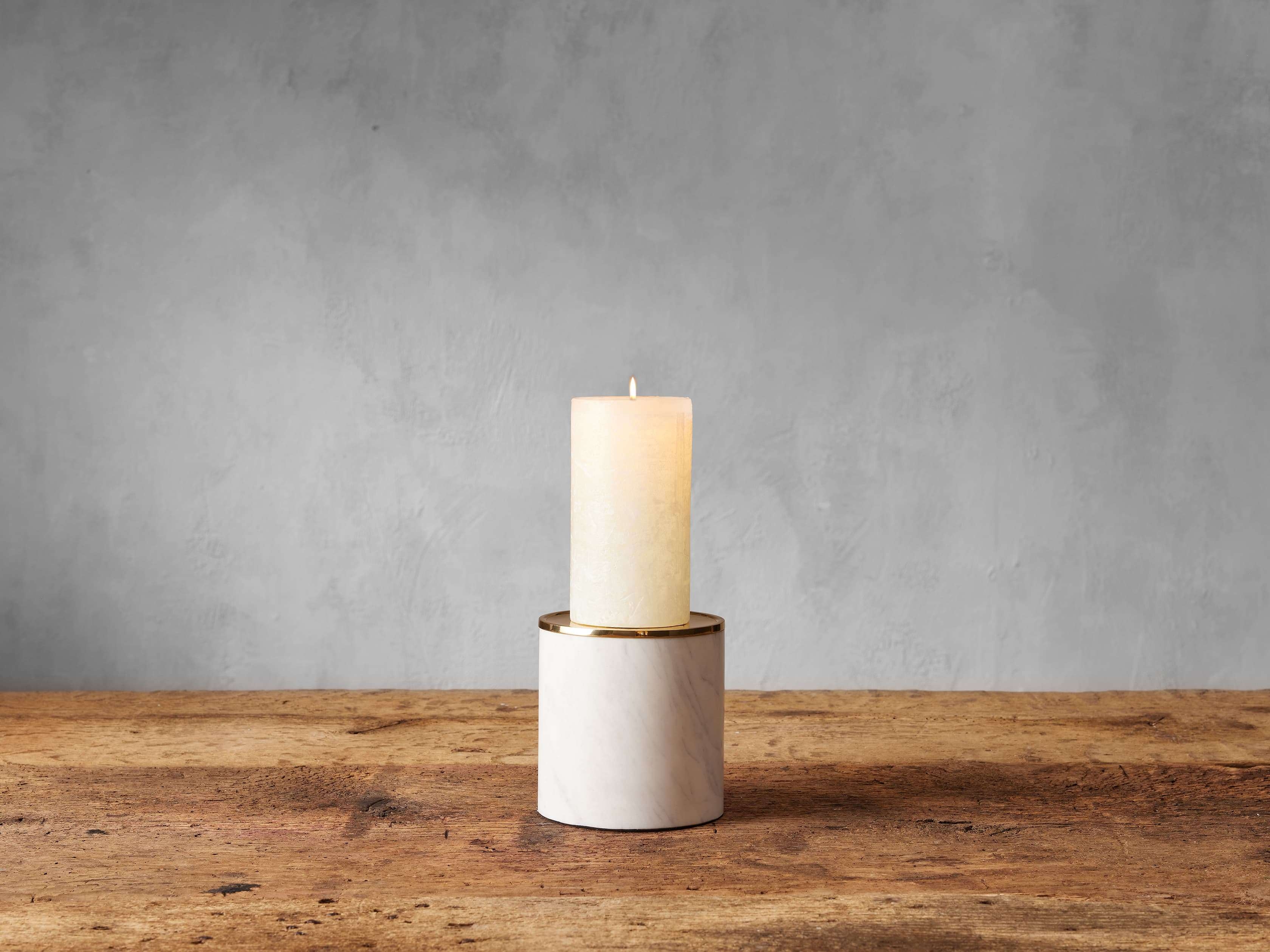 Odeon Pillar Holder in Marble Small White - Image 0