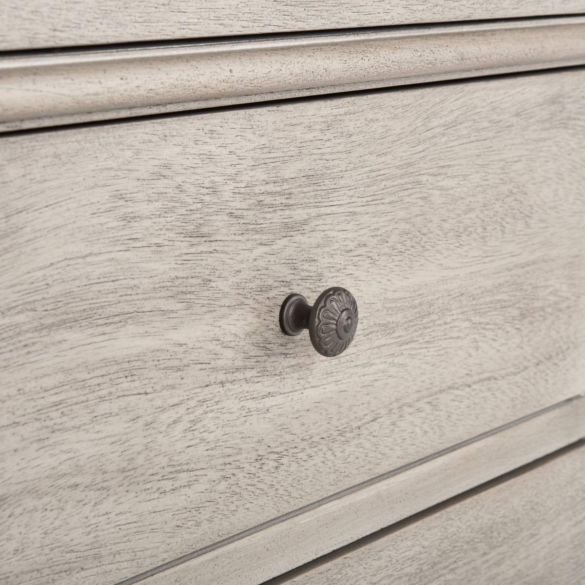 Allisyn 3 Drawer Wood Nightstand - Light Grey - Image 4