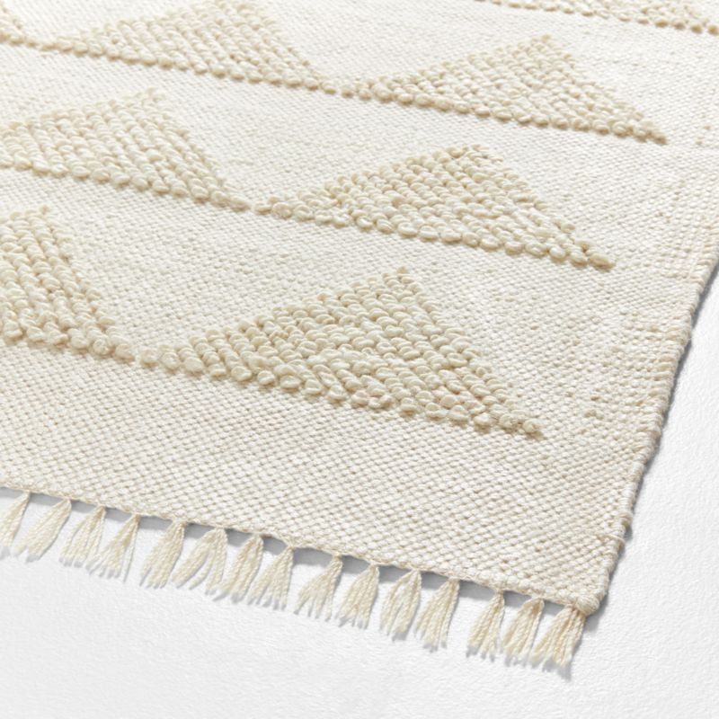 Hi/Low Triangle Pampas Ivory Flatweave Kids Performance Area Rug 8'x10' - Image 1