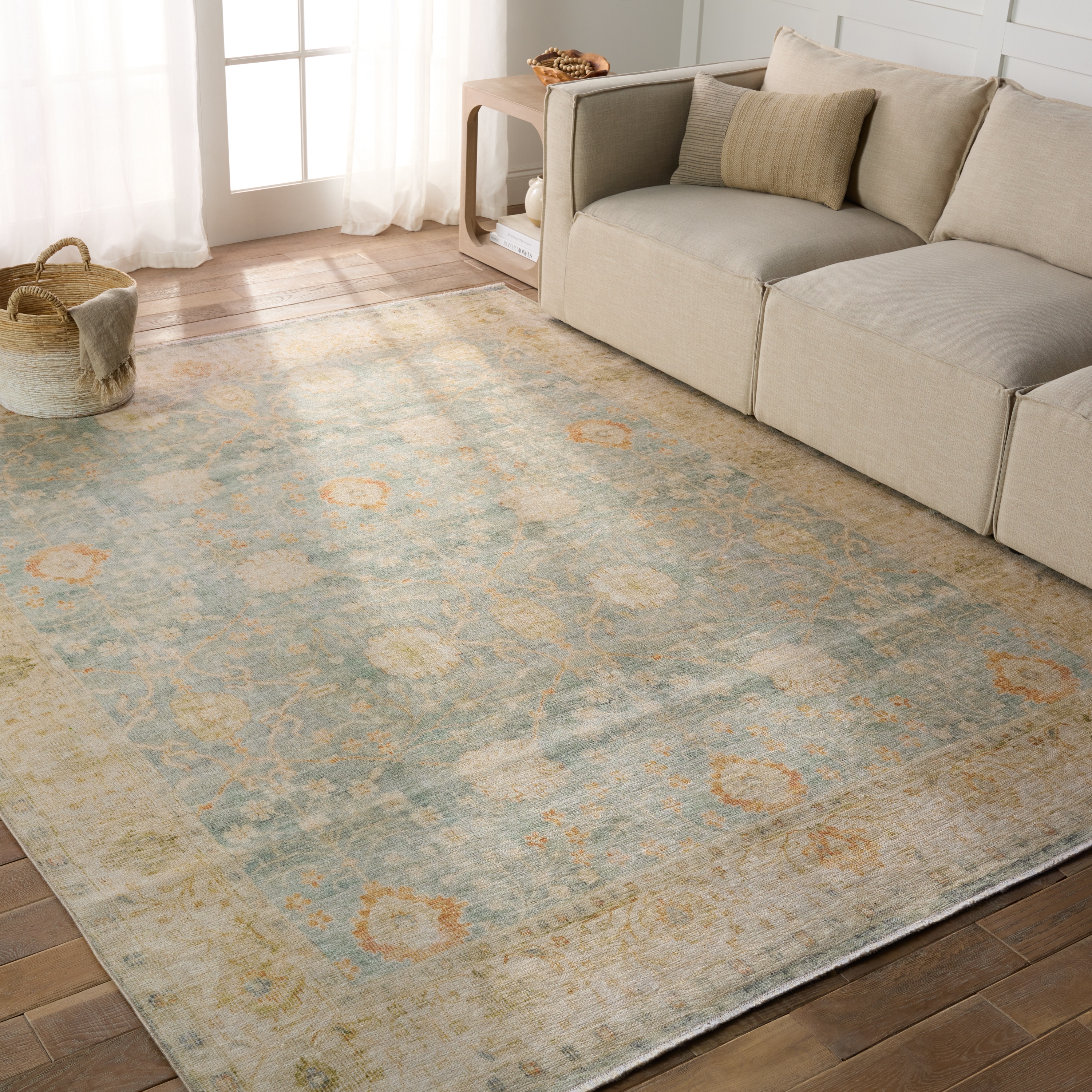 Lovato Floral Blue/ Green Area Rug (5'X8') - Image 4