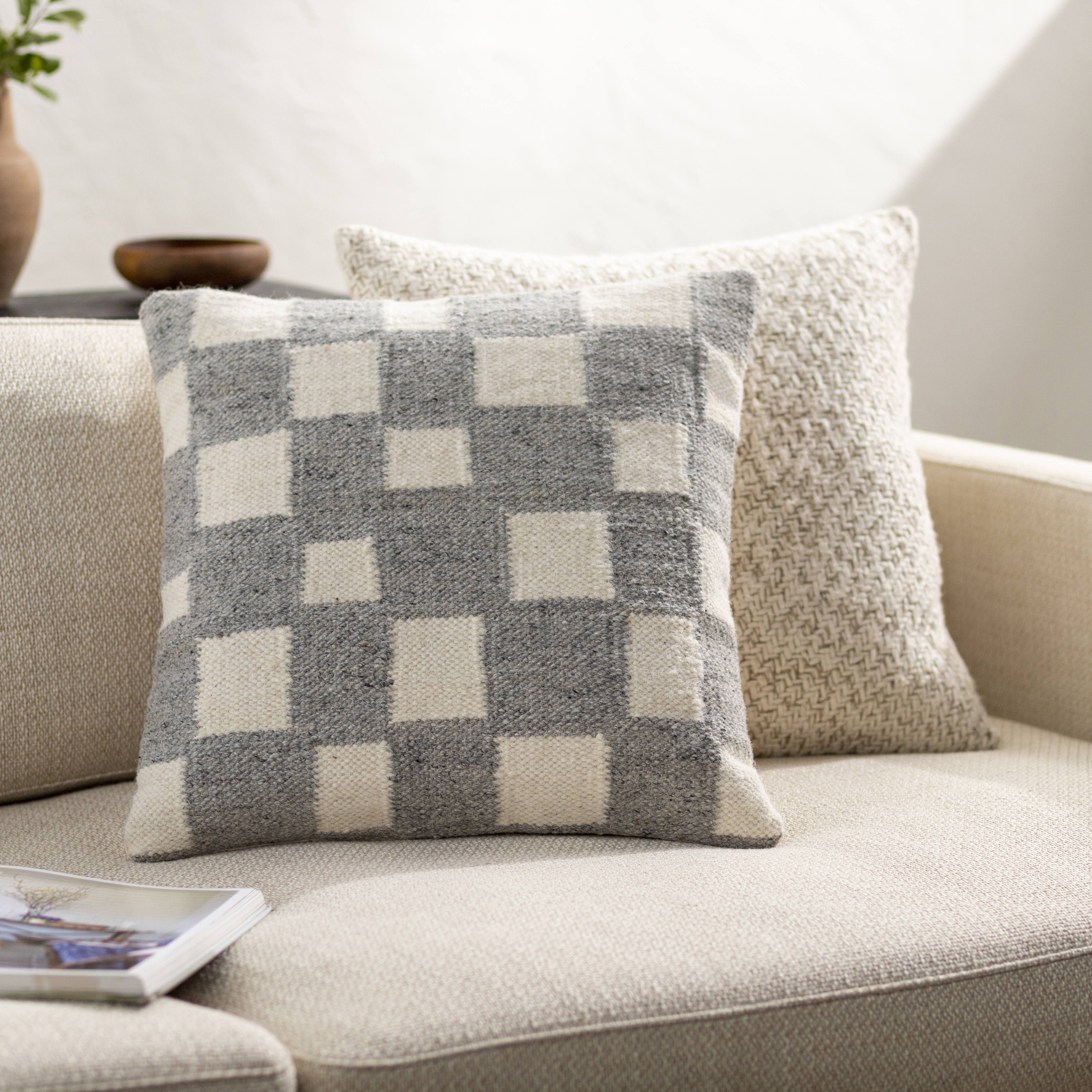 Jacinta JAT-003 18"L x 18"W Down Filled Pillow - Image 1