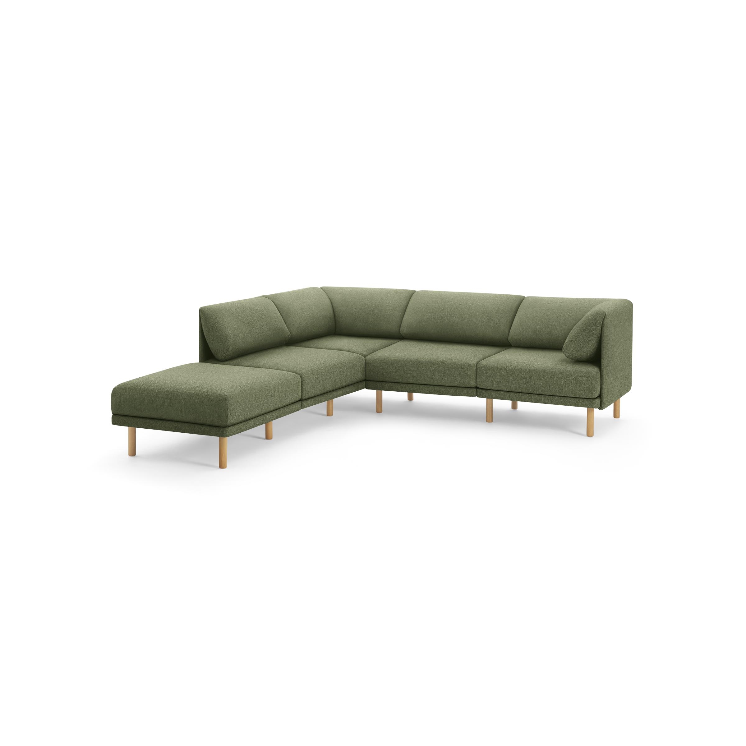 Range 5-Piece One Arm Sectional Lounger in Moss Green, Leg Finish: OakLegs - Image 0