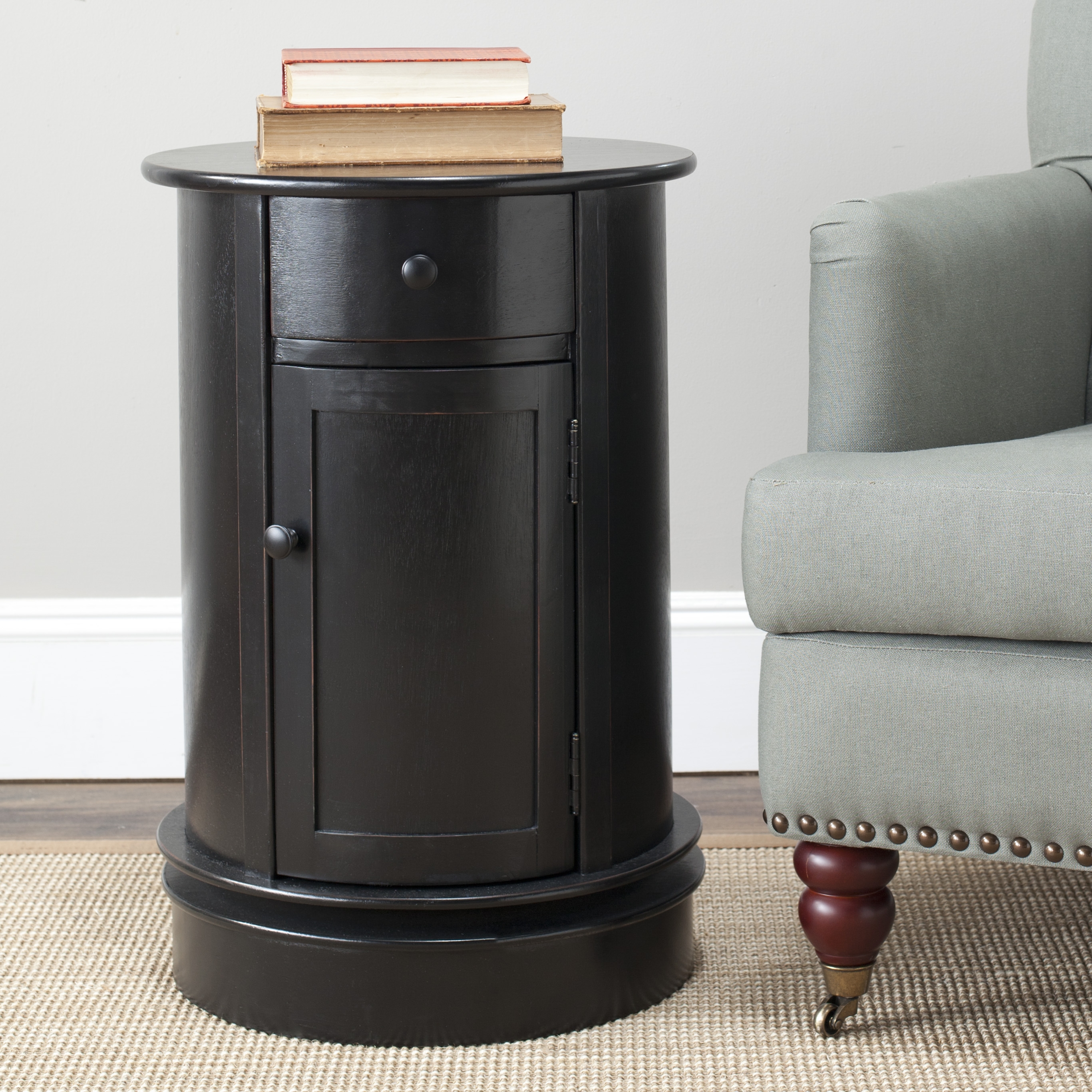 Tabitha Swivel Accent Table - Distressed Black - Safavieh - Image 2