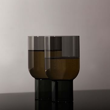 Departo Wine Glass, Gray/Smoke - Image 3