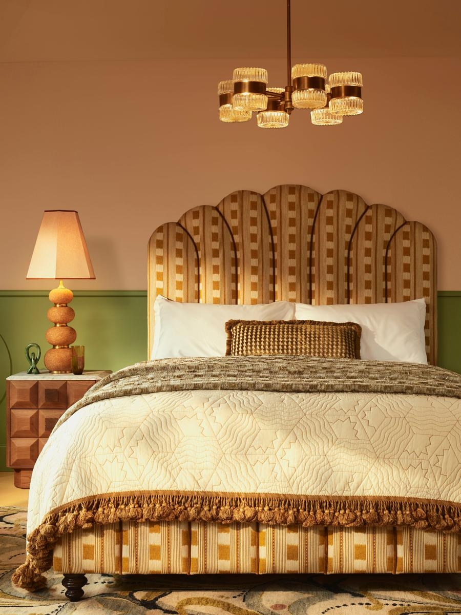 Renato Chandelier, US - Image 0