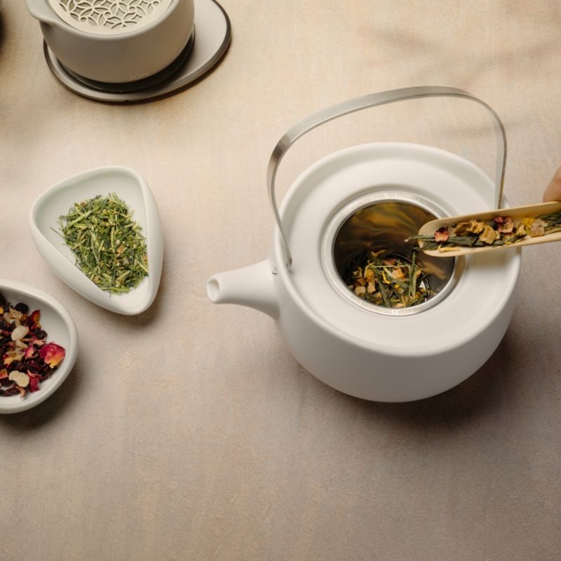 Ohom Leiph Jasmine White Heated Tea Pot - Image 2