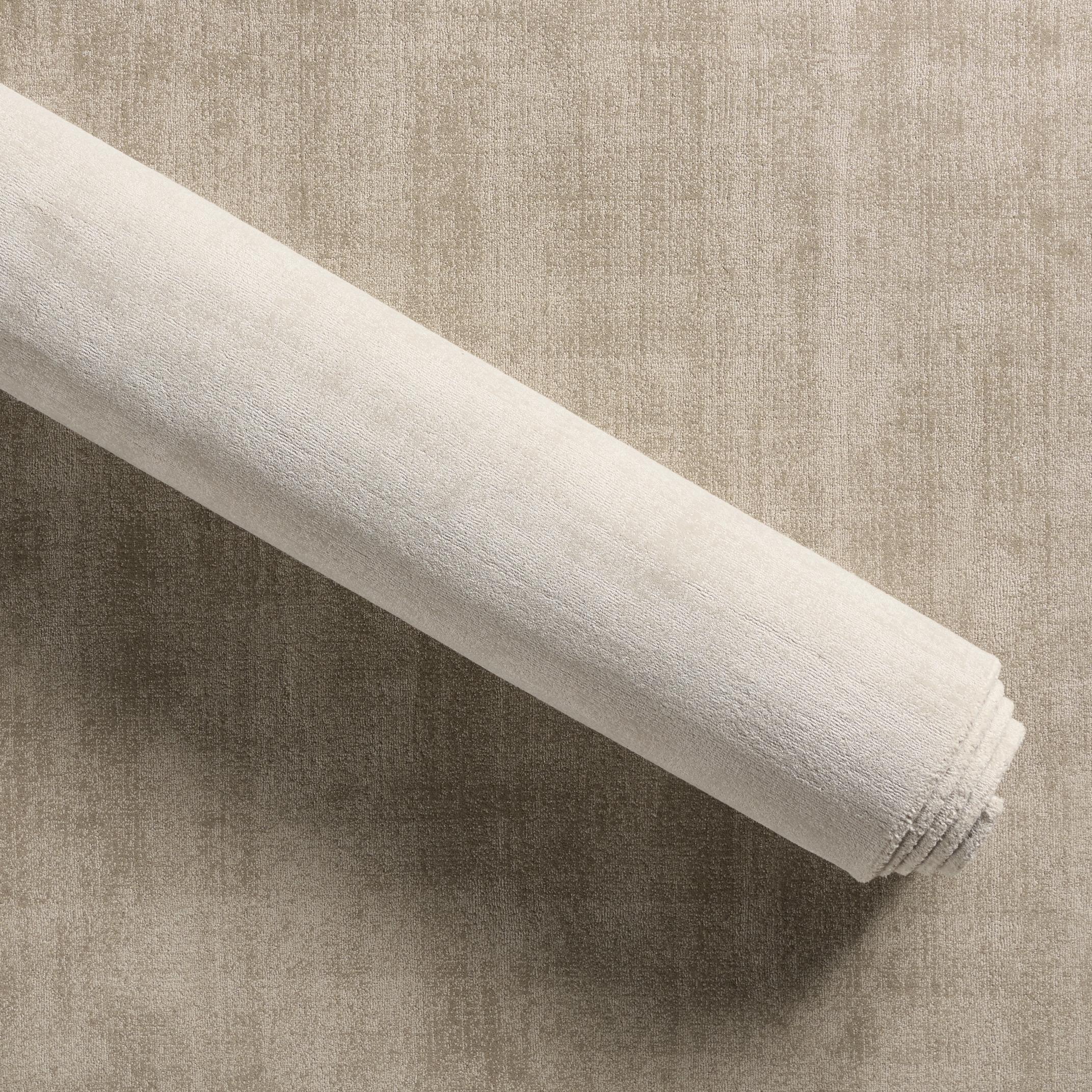 Arcus Handmade Indoor/Outdoor Solid Cream Area Rug (6'X9') - Image 5