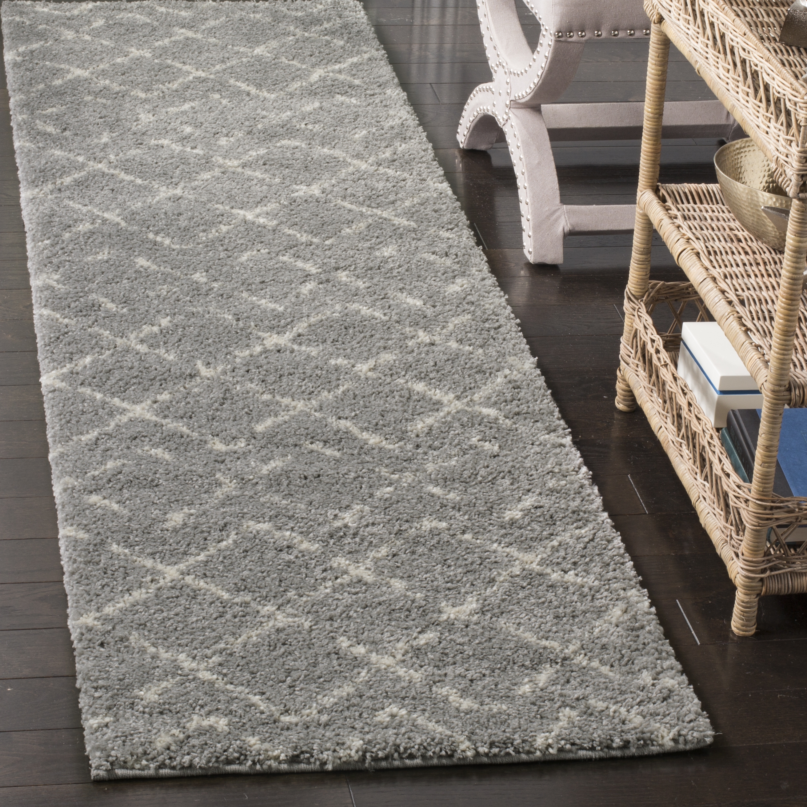 Arlo Home Woven Area Rug, ASG743D, Grey/Ivory,  2' 3" X 6' - Image 1