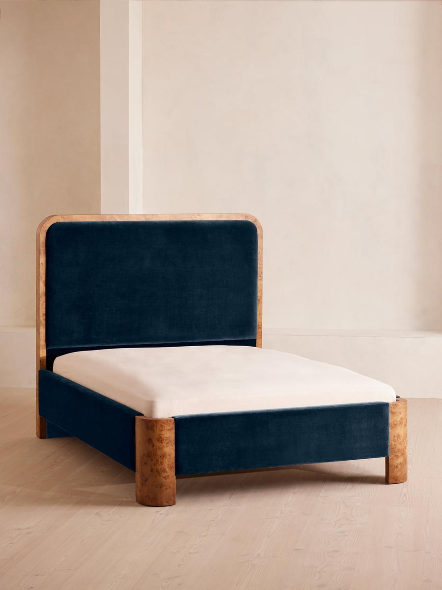 Tremont Bed, Queen, Velvet, Royal Blue, US - Image 0