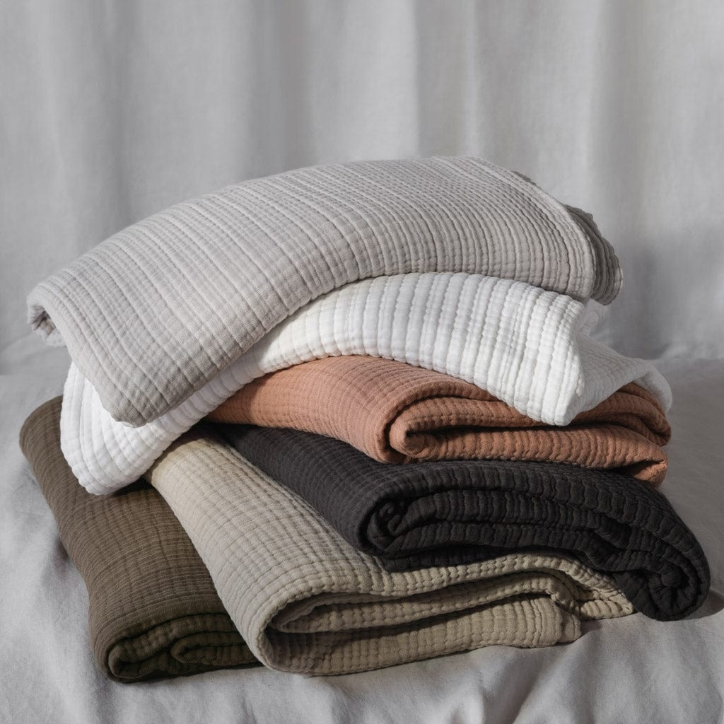 The Citizenry Organic Cotton Gauze Bed Blanket | Rose - Image 8