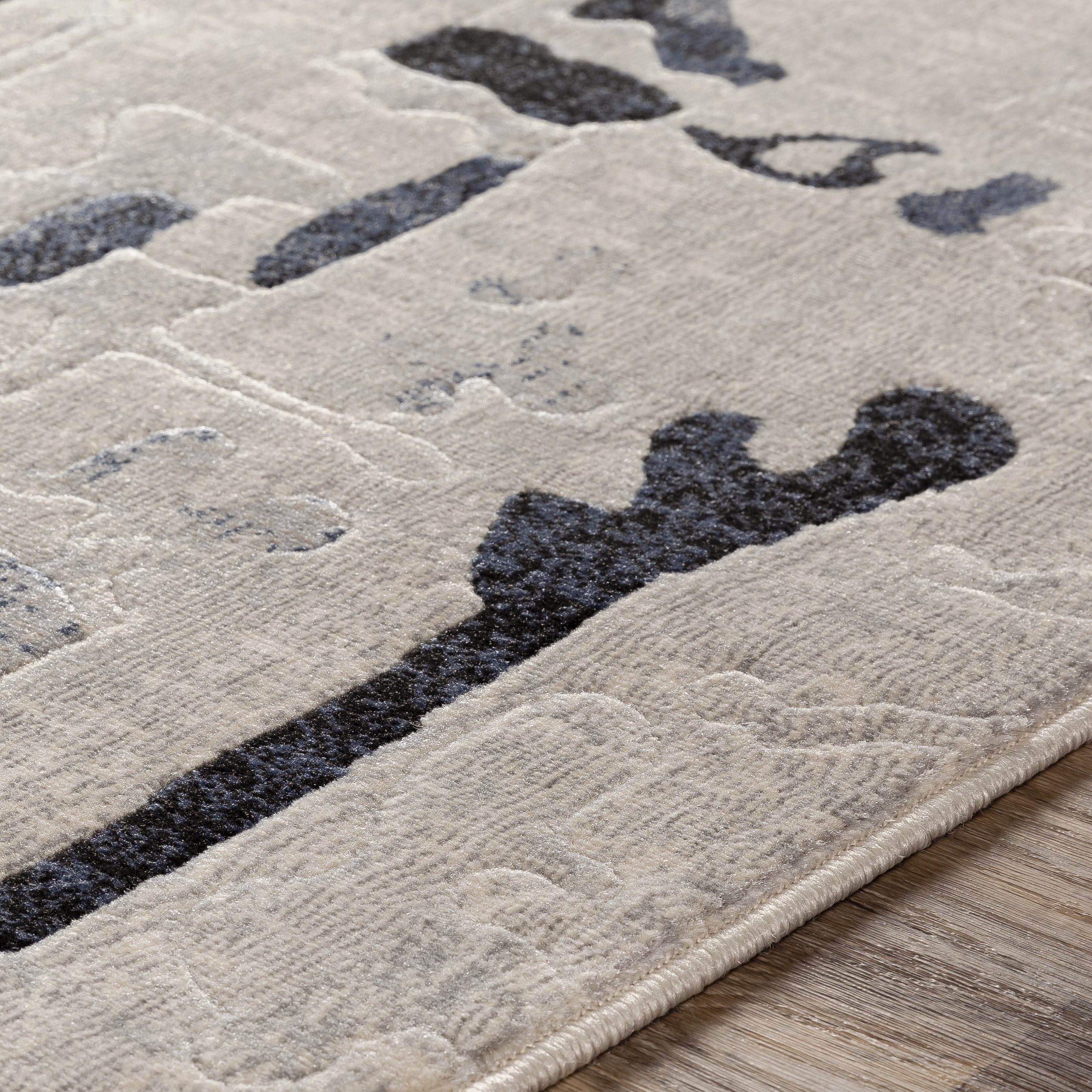 City Gray Indoor 2'7" x 7'3" Machine Woven Rug - Image 3