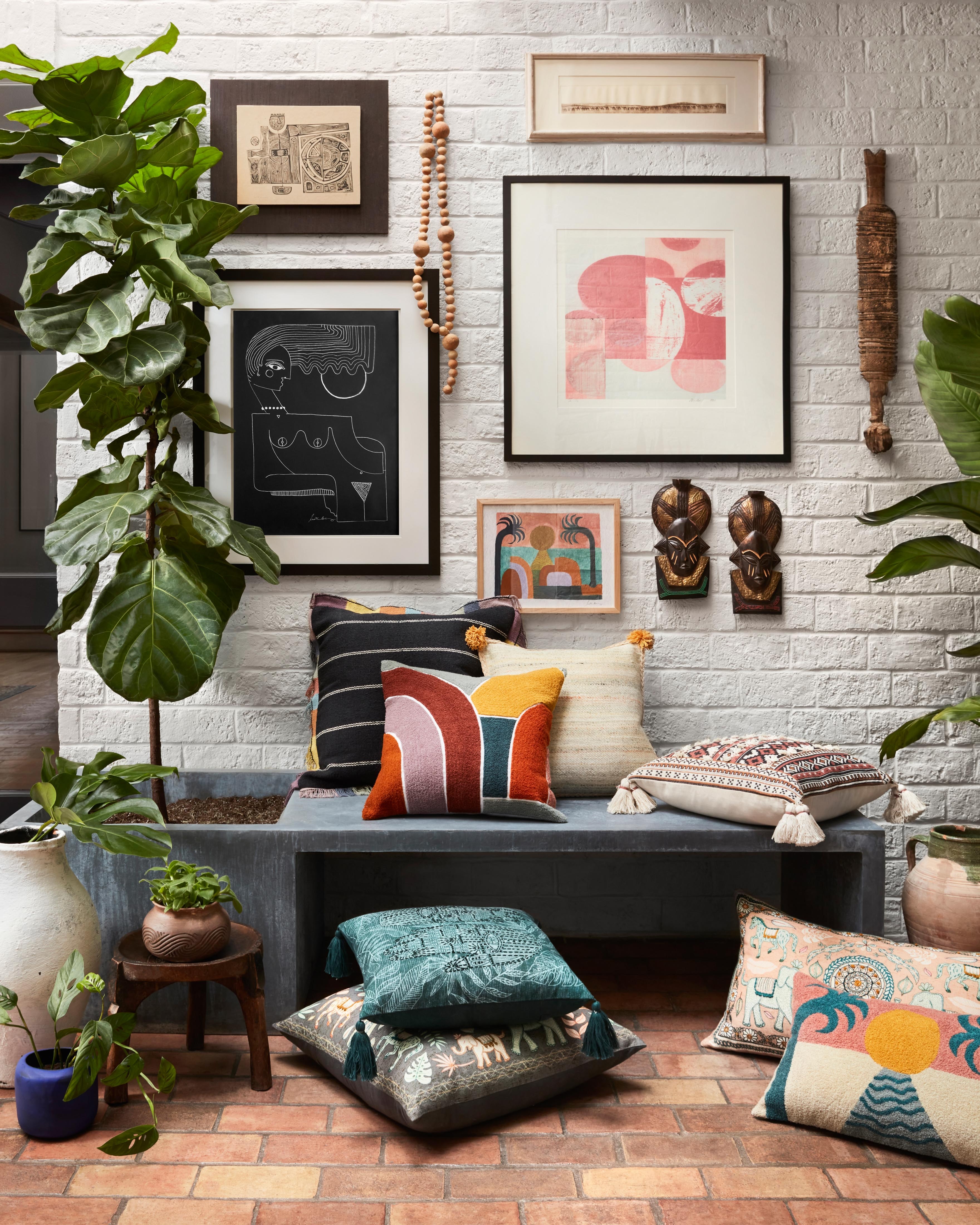 PILLOWS P0964 MULTI 18" x 18" Cover w/Down - Image 1