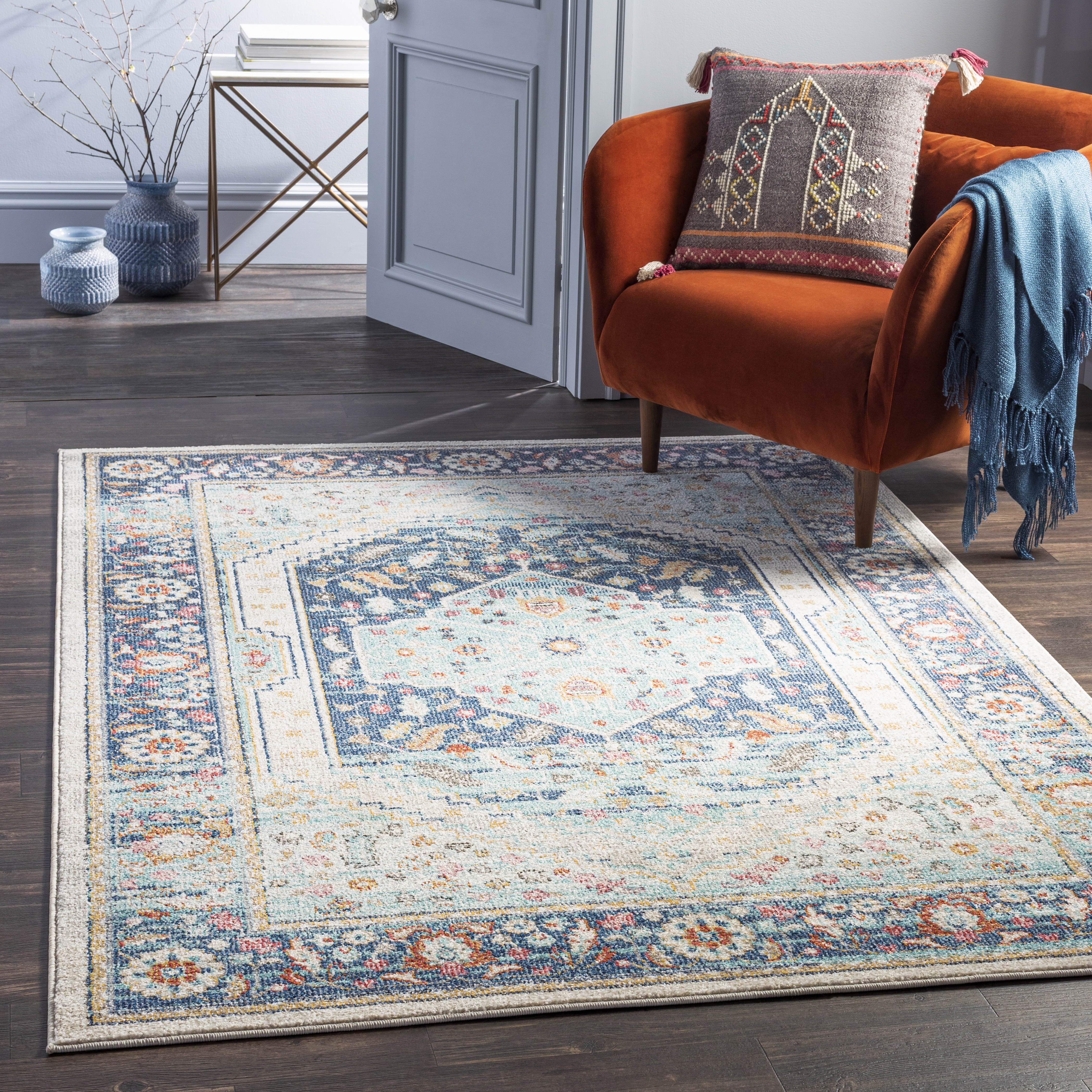 Serapi White Indoor 8'10" x 12'6" Machine Woven Rug - Image 1