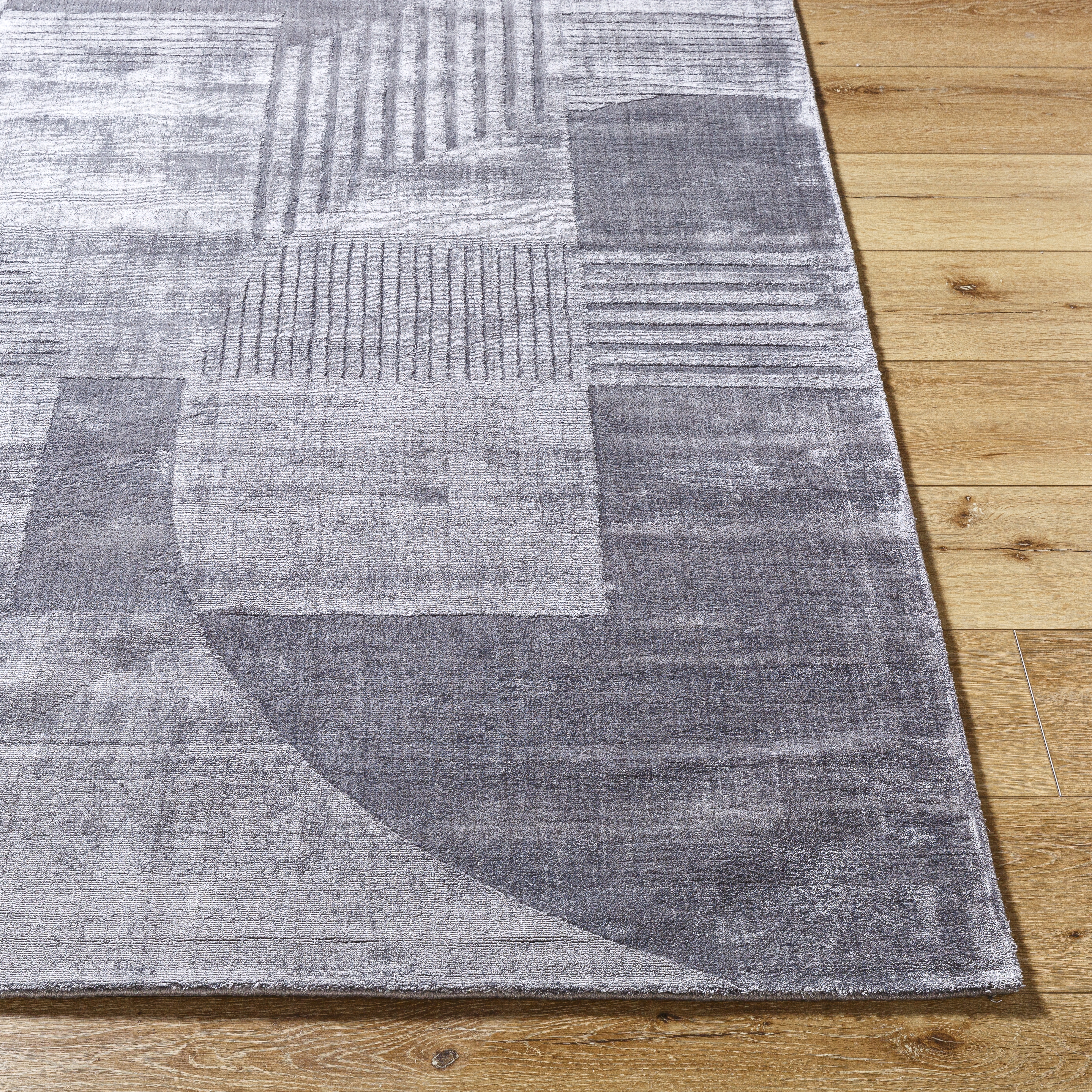 Pier Gray Indoor 10' x 14' Handmade Rug - Image 2