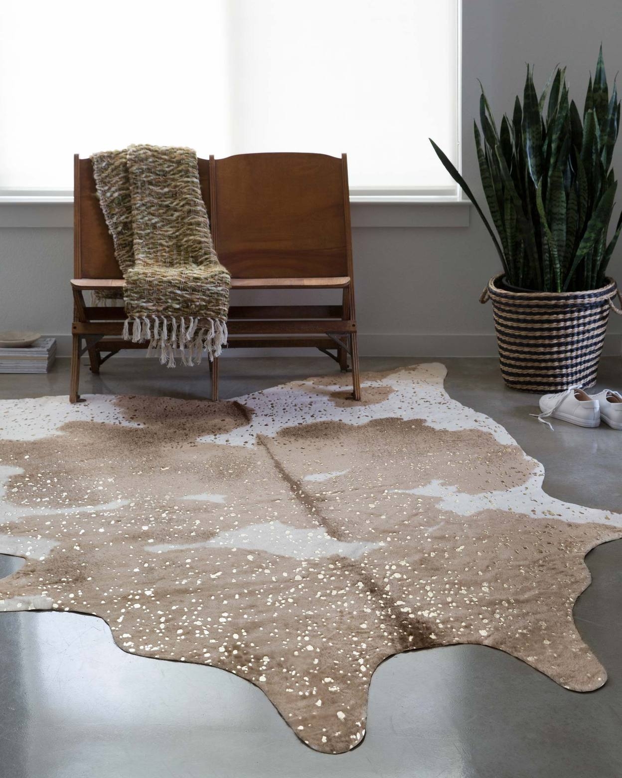 Faux Cowhide Rug, Taupe & Champagne, 5' X 6'6" - Image 4