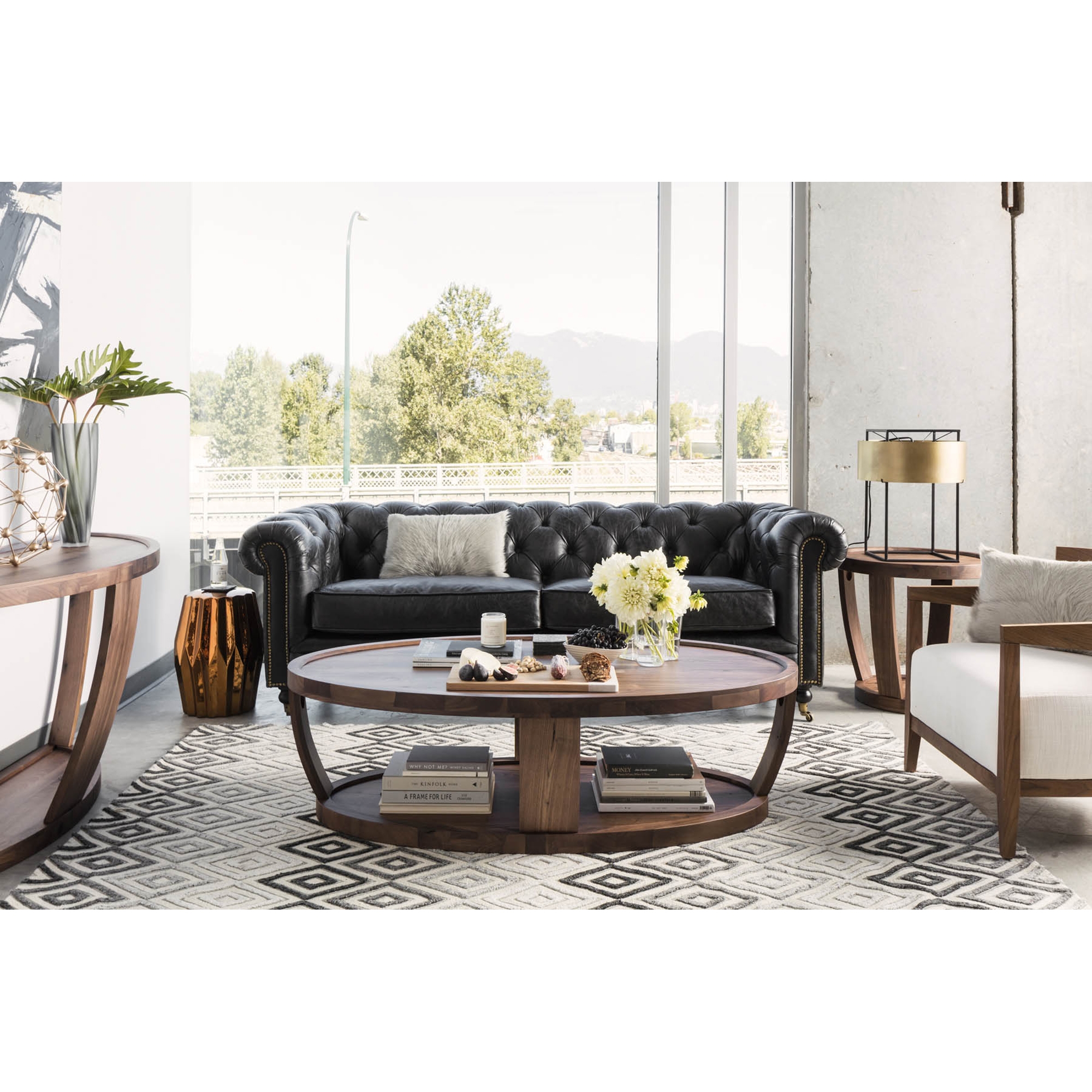 Birmingham Sofa Black Leather - Image 11