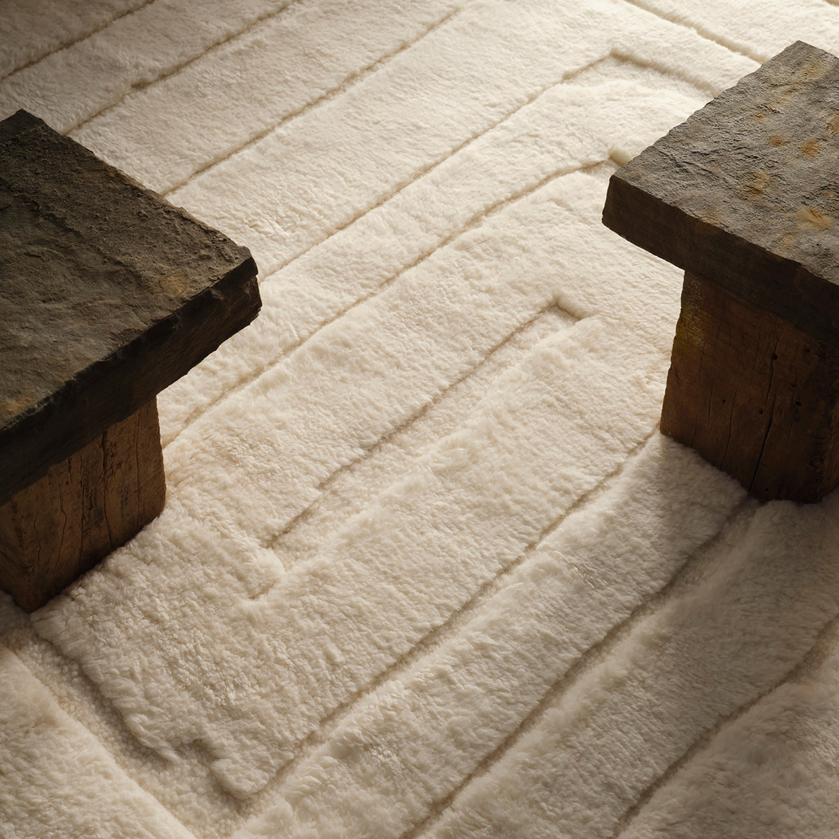 Kenji AME01 Handknotted Geometric White Area Rug (6'x9') - Image 6