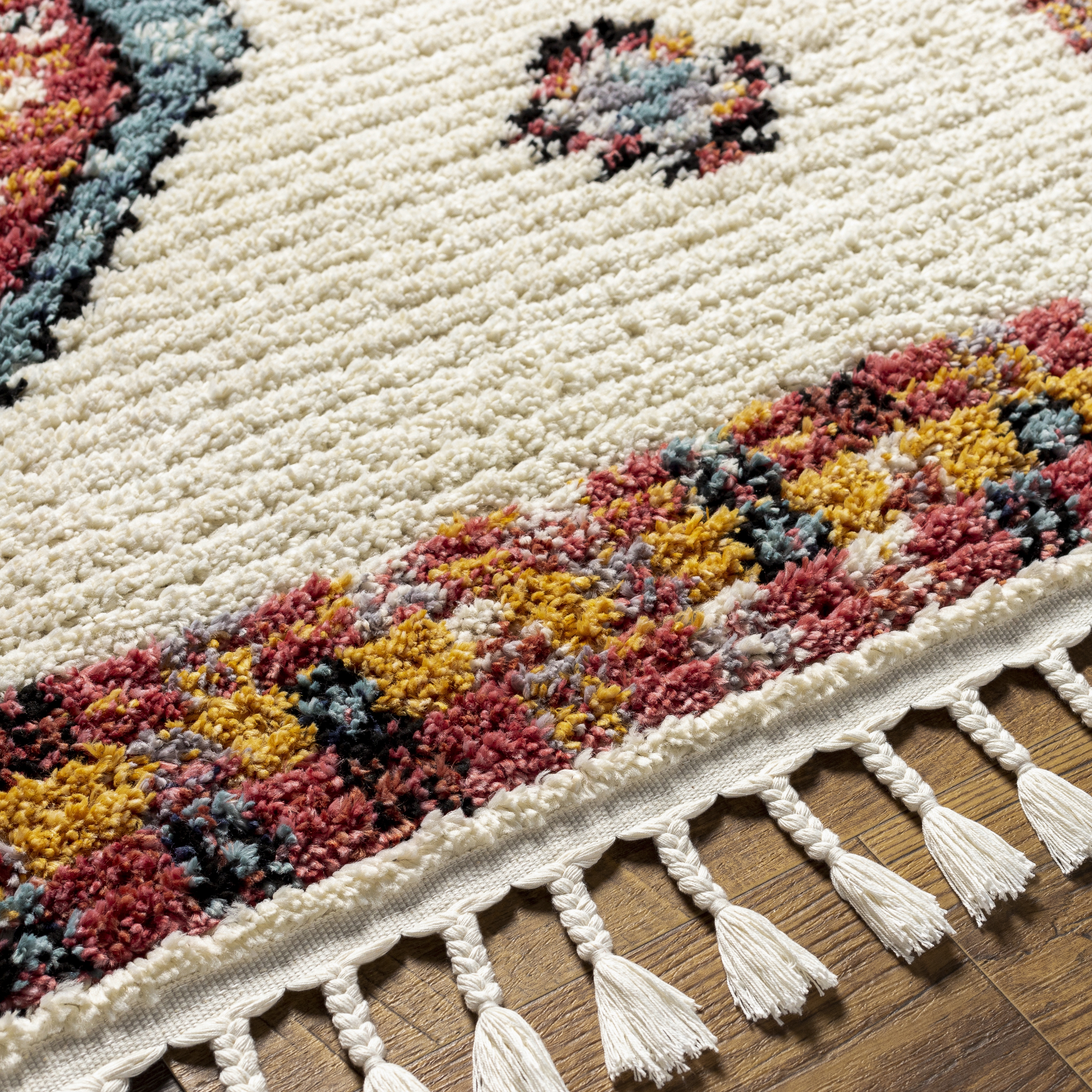 Casablanca Shag Red Indoor 9'2" x 12' Machine Woven Rug - Image 3