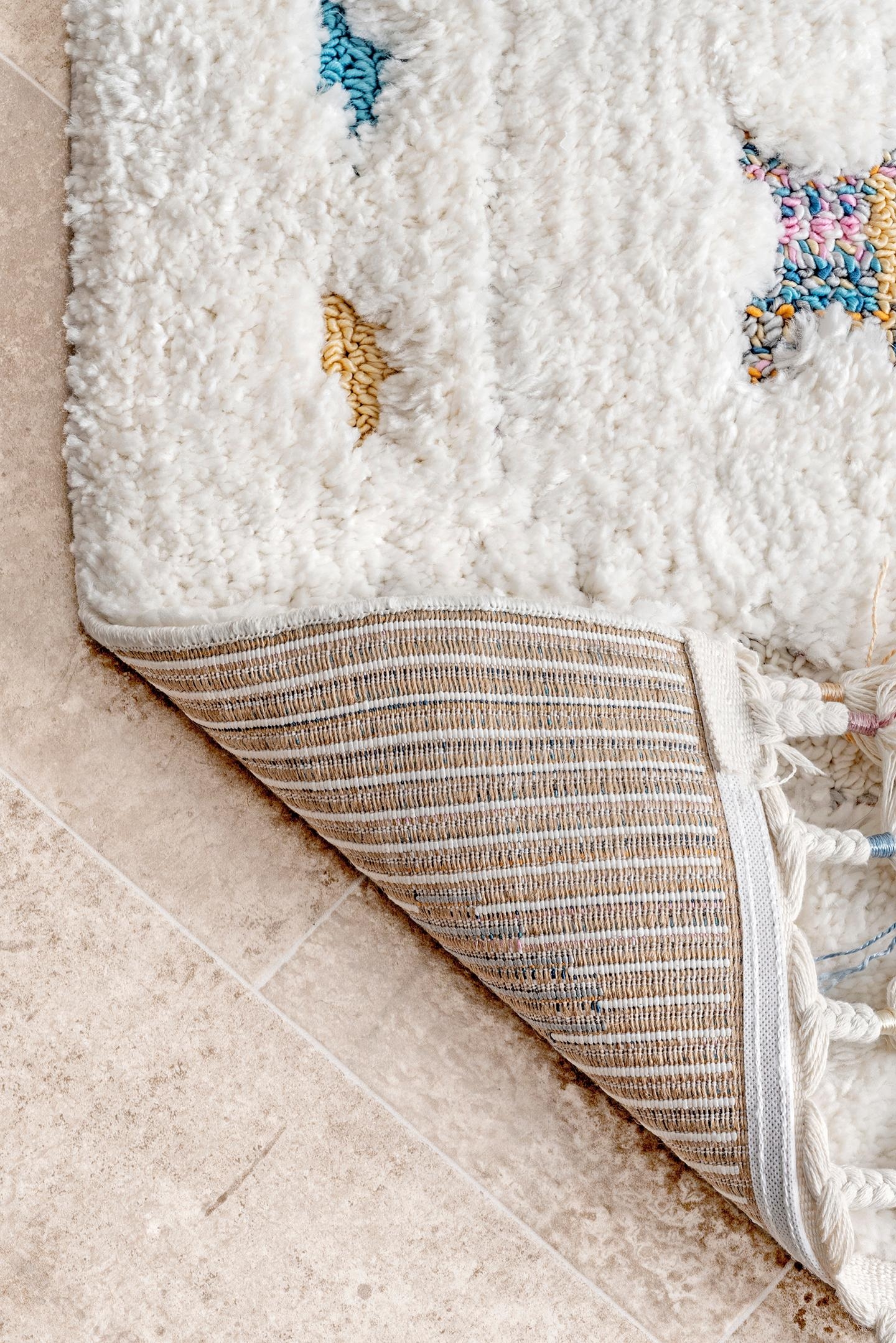 Jocelyn Carved Tribal Shag Area Rug - Image 3