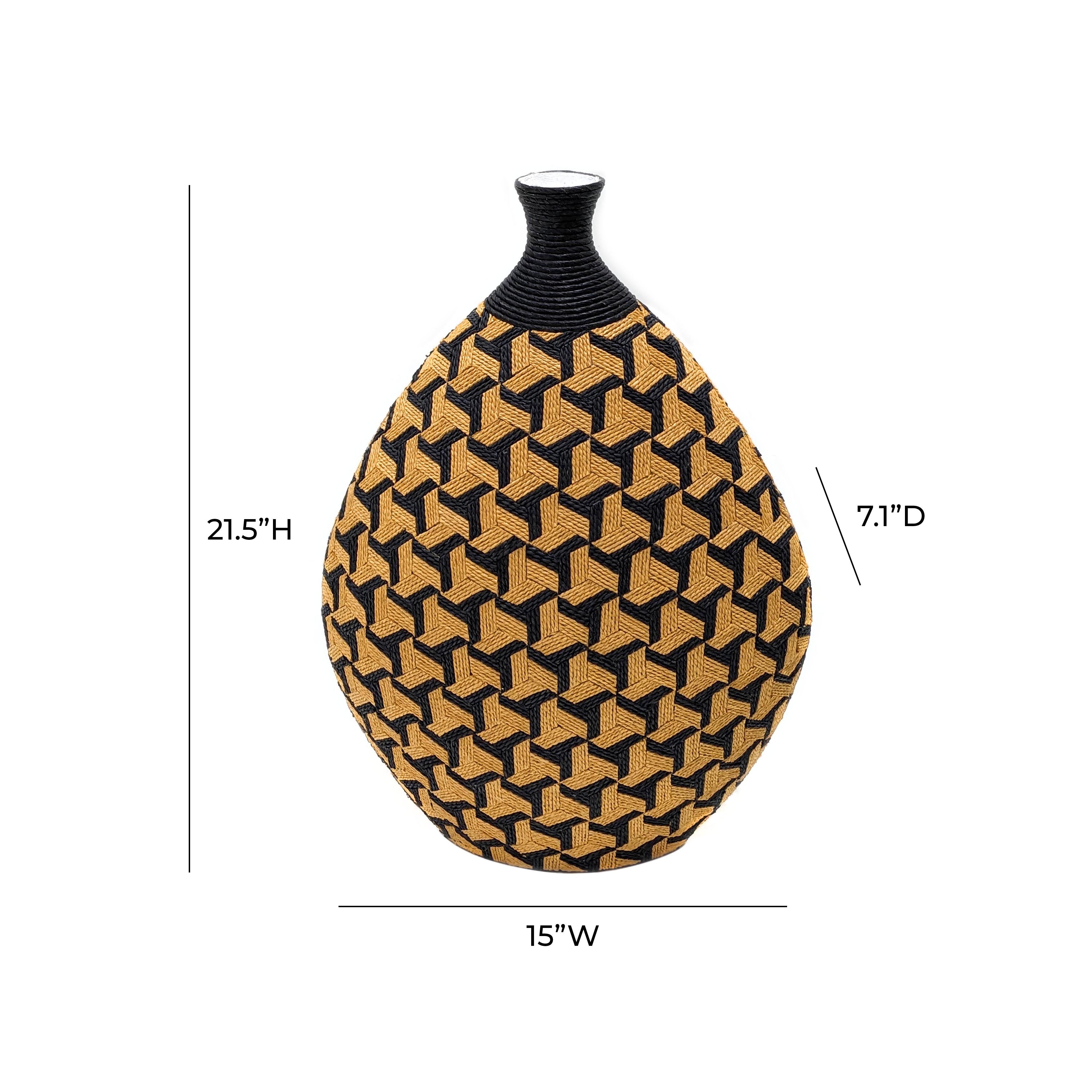 Jahia Geometric Vase - Image 4