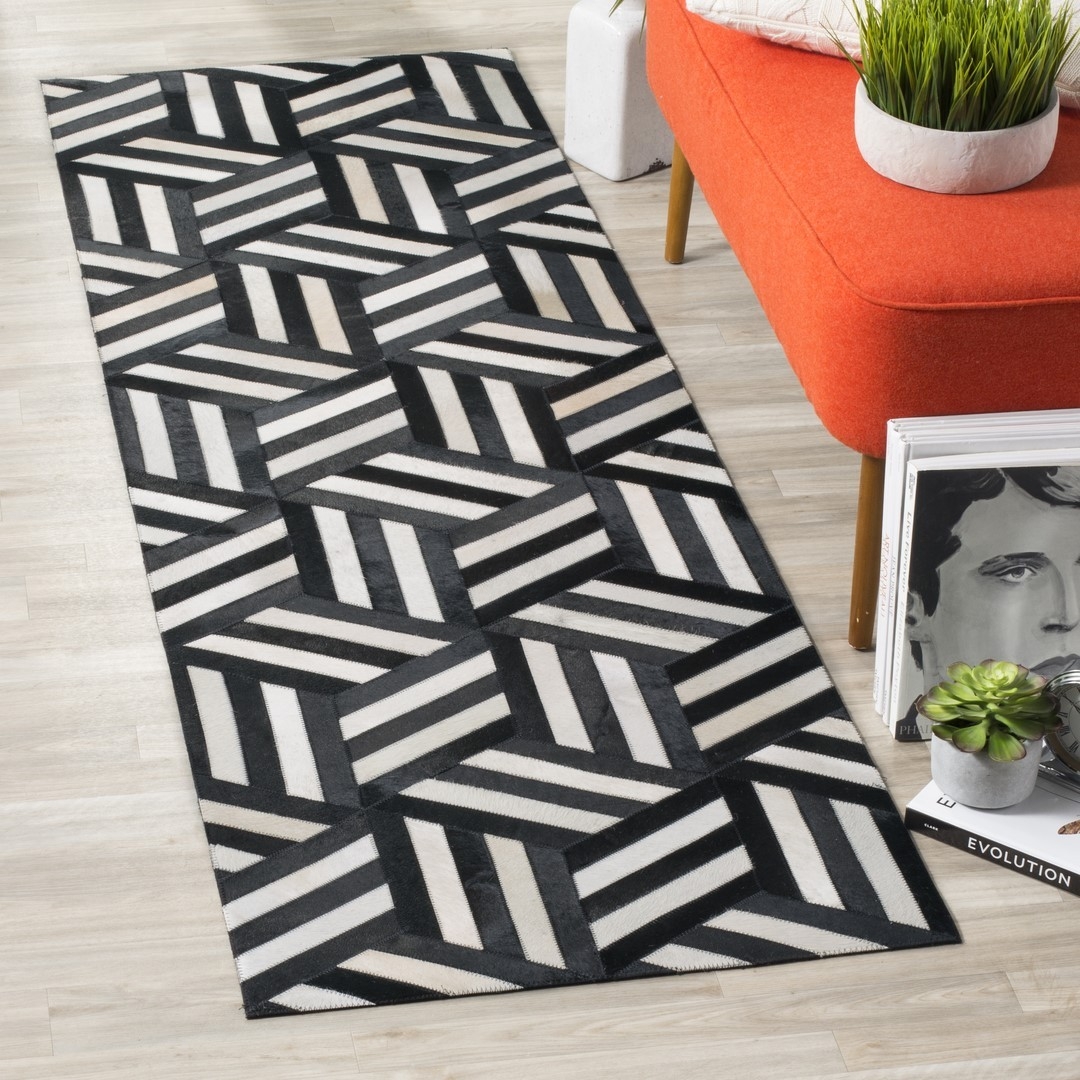 Safavieh Hand Woven Area Rug, STL219A, Ivory/Black, 2'-3" X 9' - Image 1