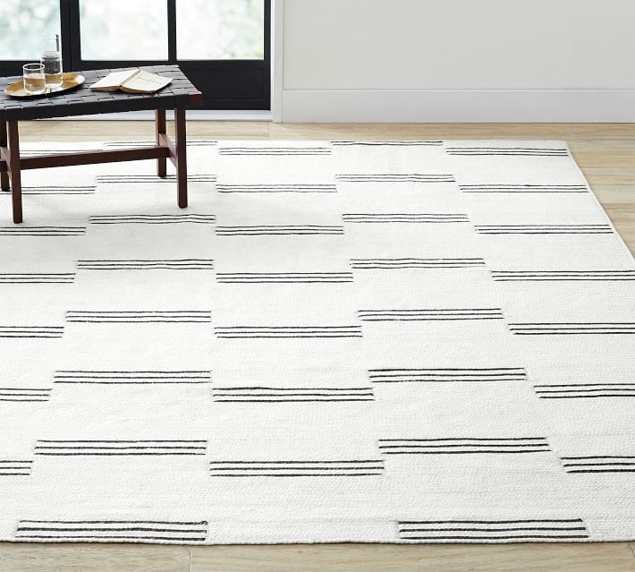 Torryn Outdoor Performance Rug , 8 x 10', Black/White - Image 3